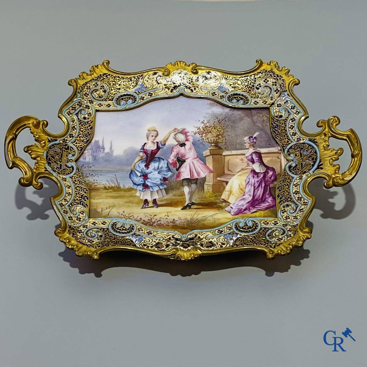 Delvaux: Oude Delvaux handtas in zwart leder.<br />
Gebruikssporen.