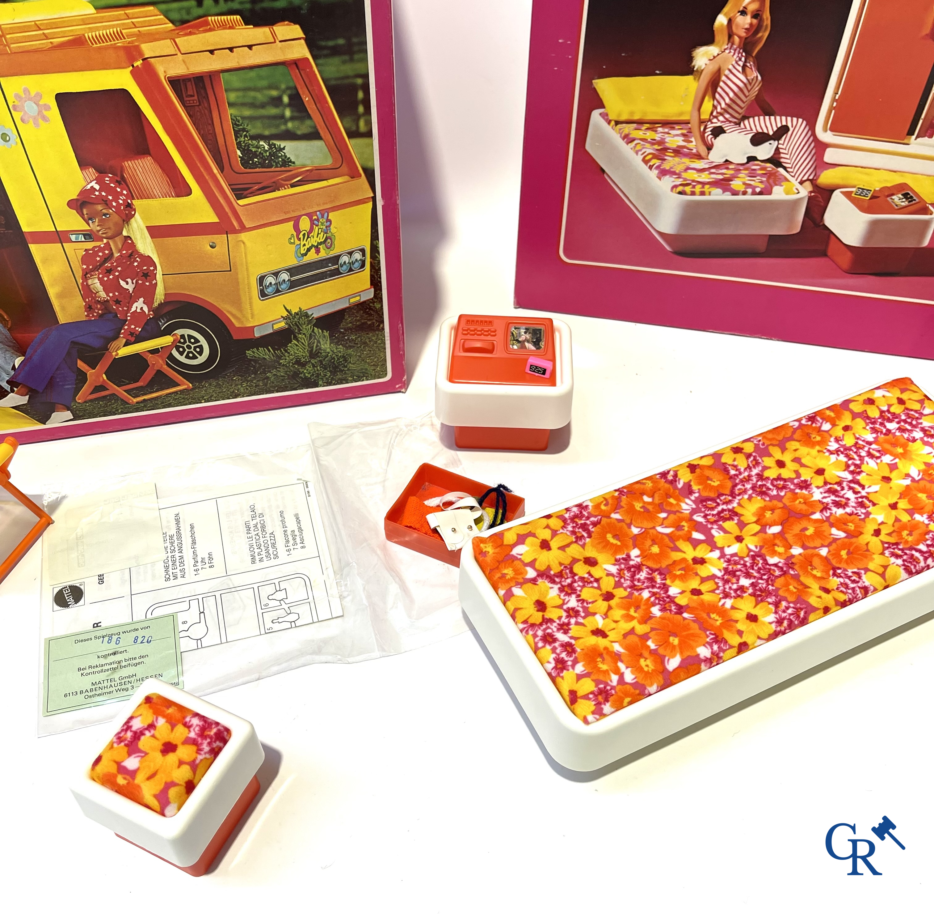 Vieux jouets. Mattel, un beau lot de poupées et attributs. Barbie, Ricky, Skipper, Ken, etc. Années 1960 et plus tard.