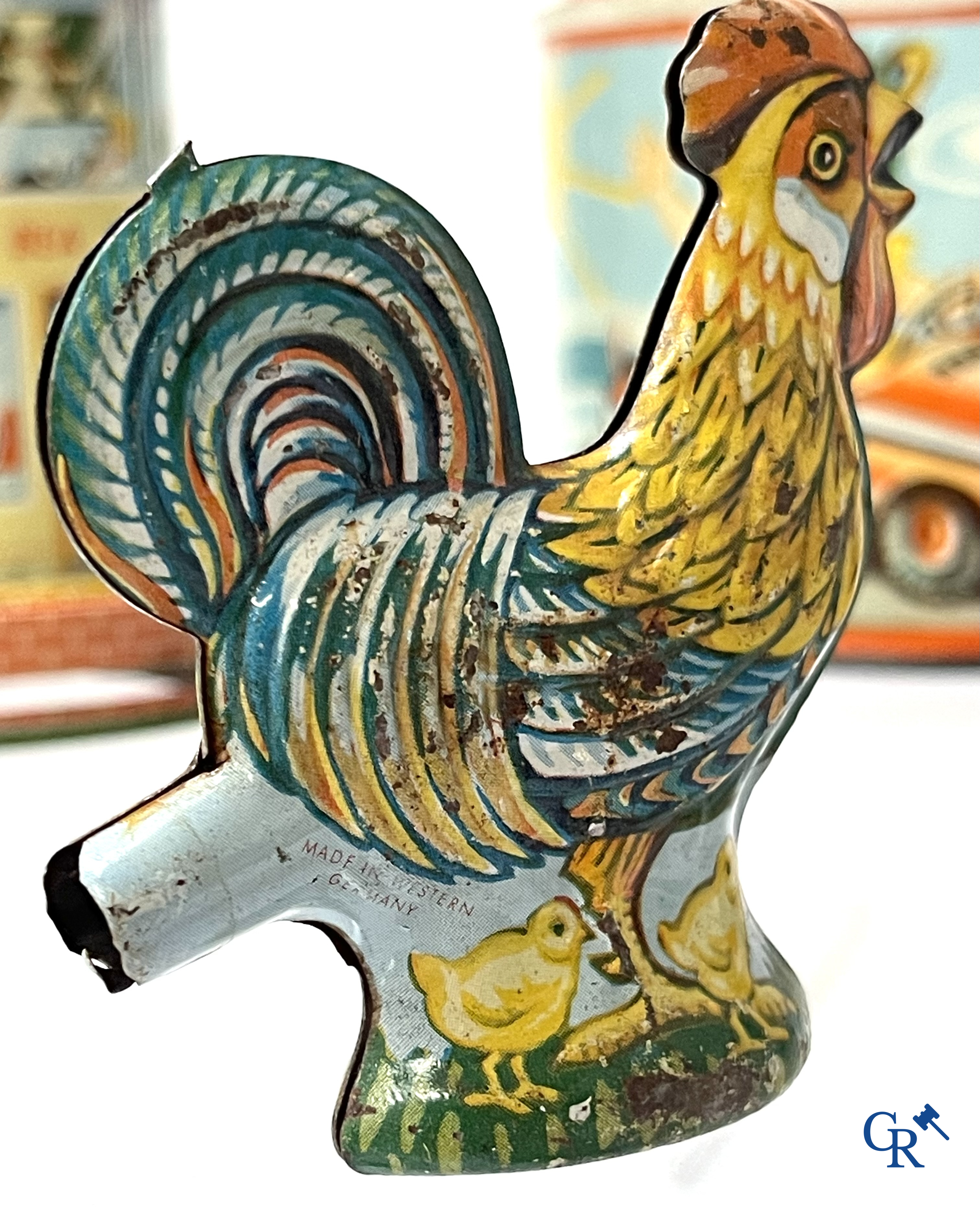 Oud speelgoed, een groot lot mechanisch blikken speelgoed, hoofdzakelijk Western Germany en Japanse makelij.