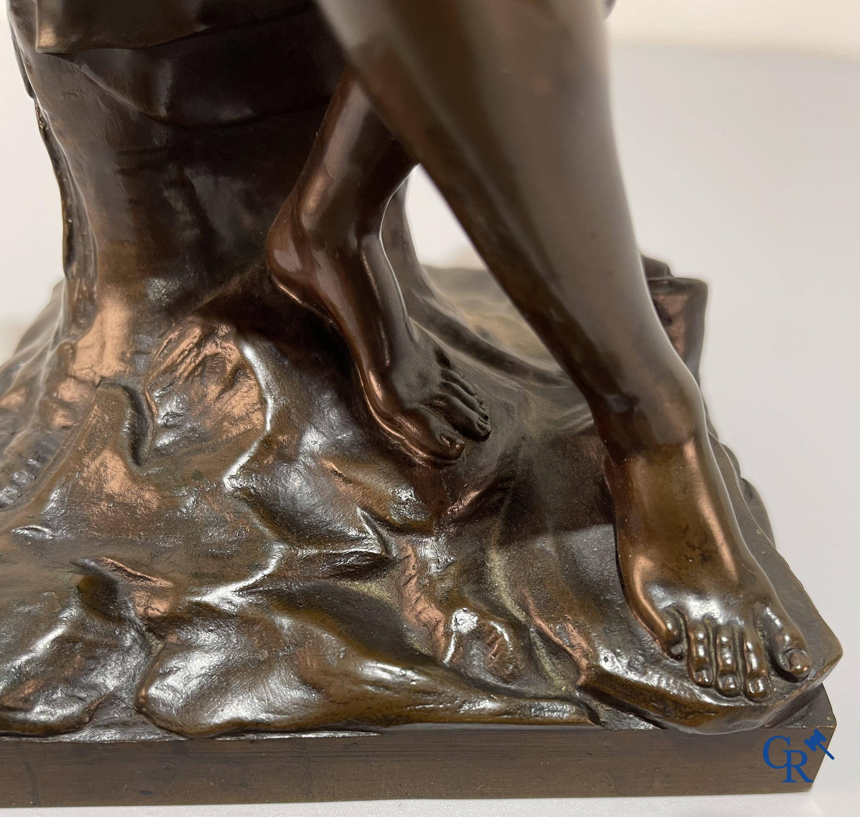 Antoine Coyzevox (après) Représentation finement sculptée de Vénus avec Cupidon. F. Barbedienne Fondeur.