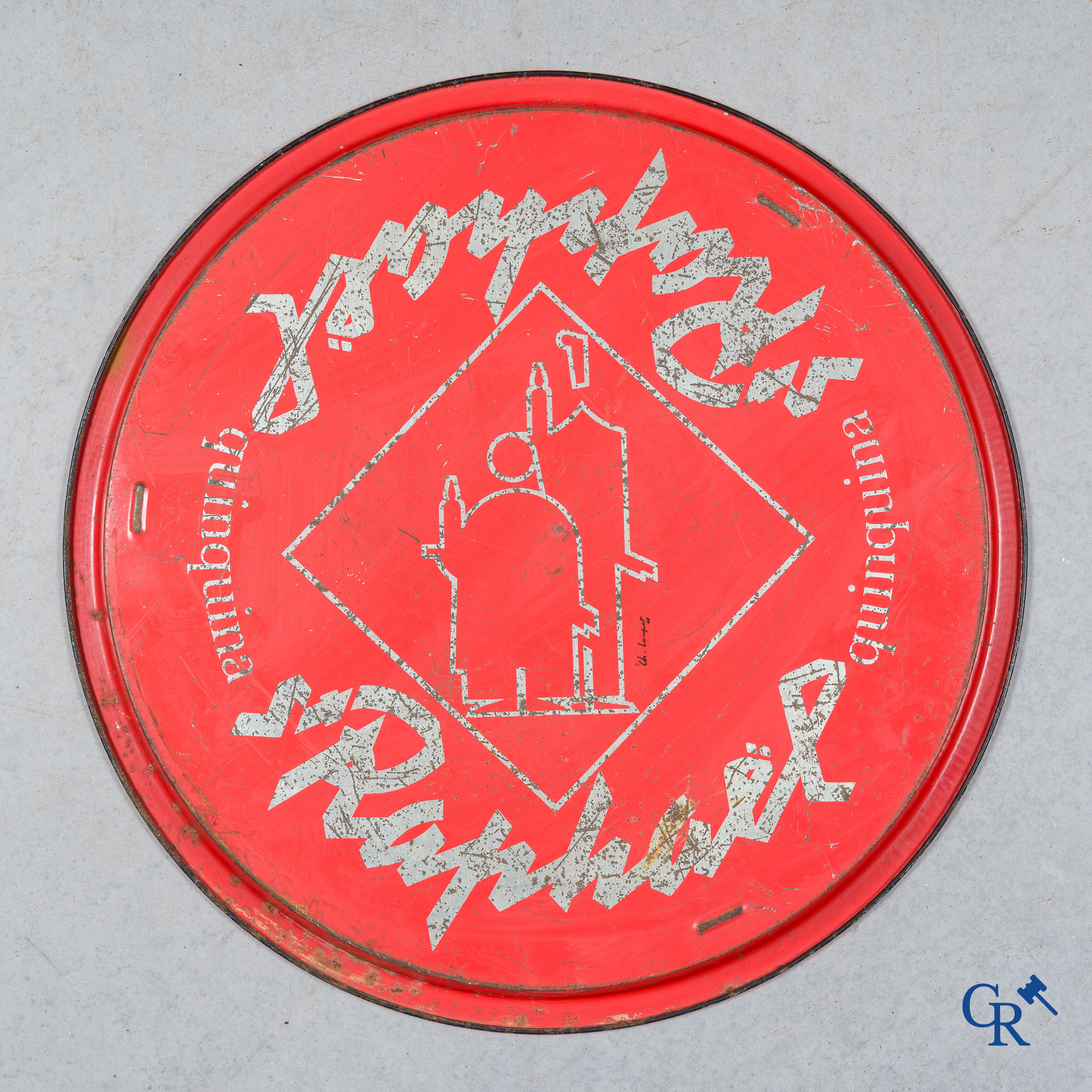 Charles Loupot (1892-1962) St. Raphaël Quinquina, L'apéritif de France. Une paire de plateaus en tôle peinte.