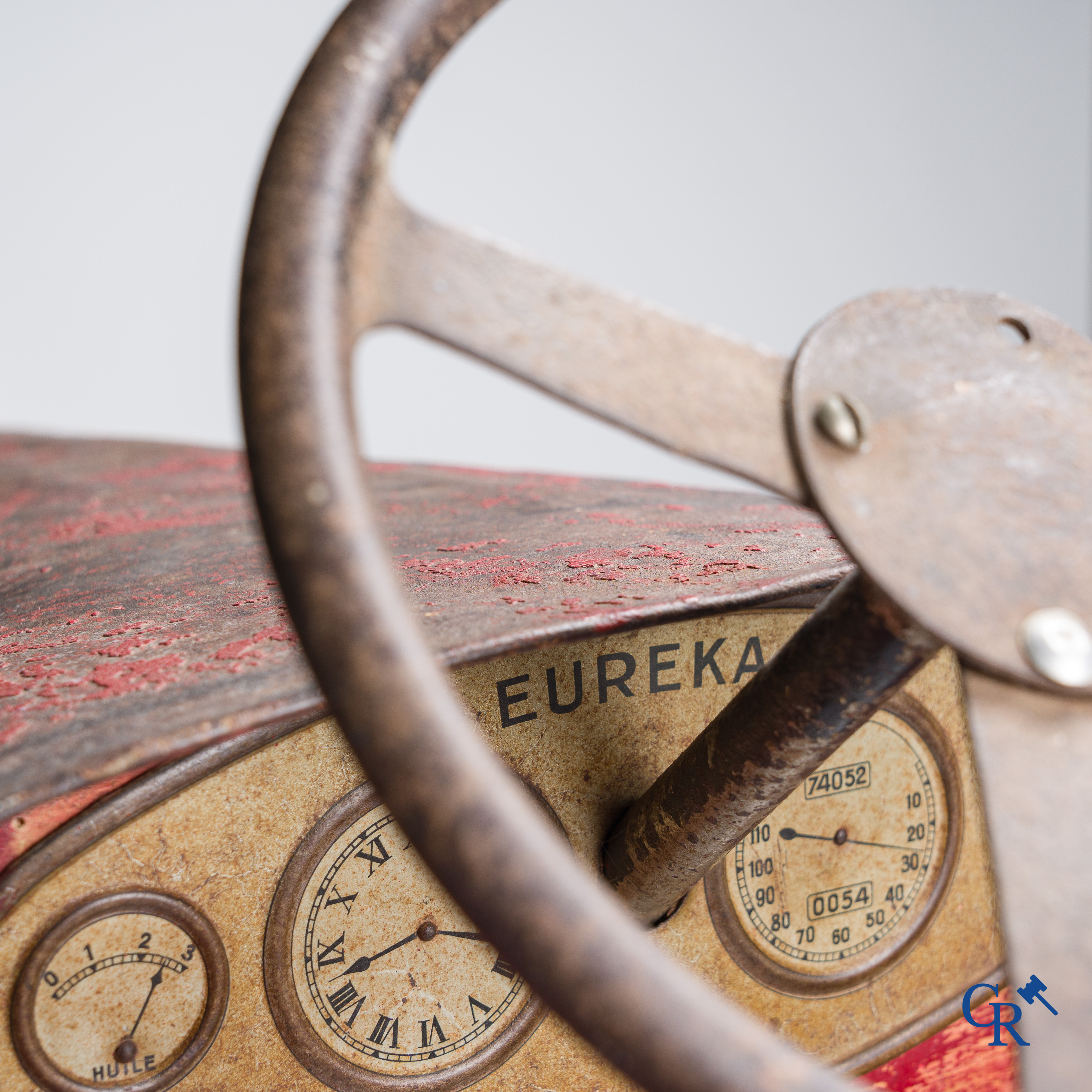 Euréka, uitzonderlijke duo-zit pedaalwagen, Type Bugatti in zijn volledige originele toestand. Frankrijk 1928-1930.