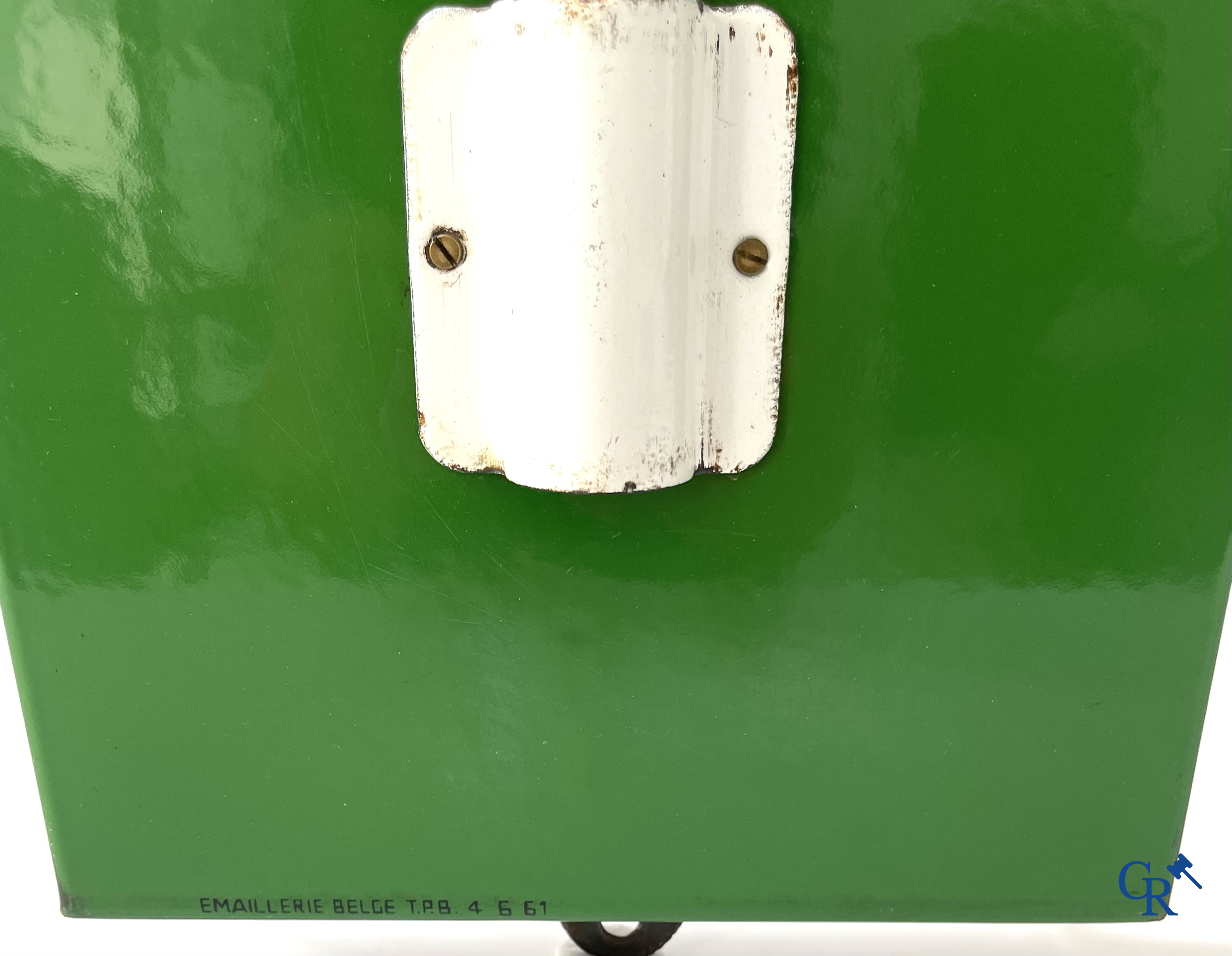 Castrol Motor Oil, an enamel advertising sign with integrated thermometer for Castrol motor oil. Emaillerie Belge.