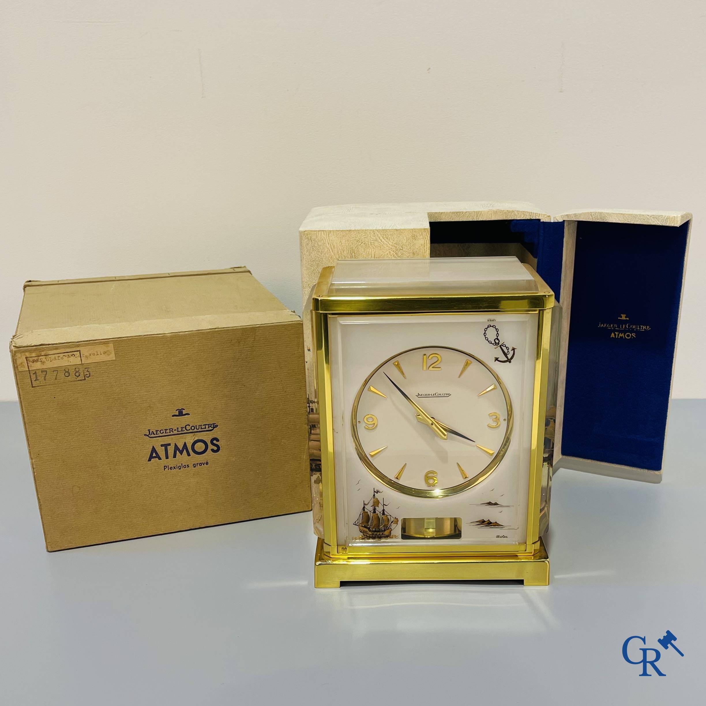 Jaeger-LeCoultre, Pendule Atmos Marina in original storage case and original box of delivery.
