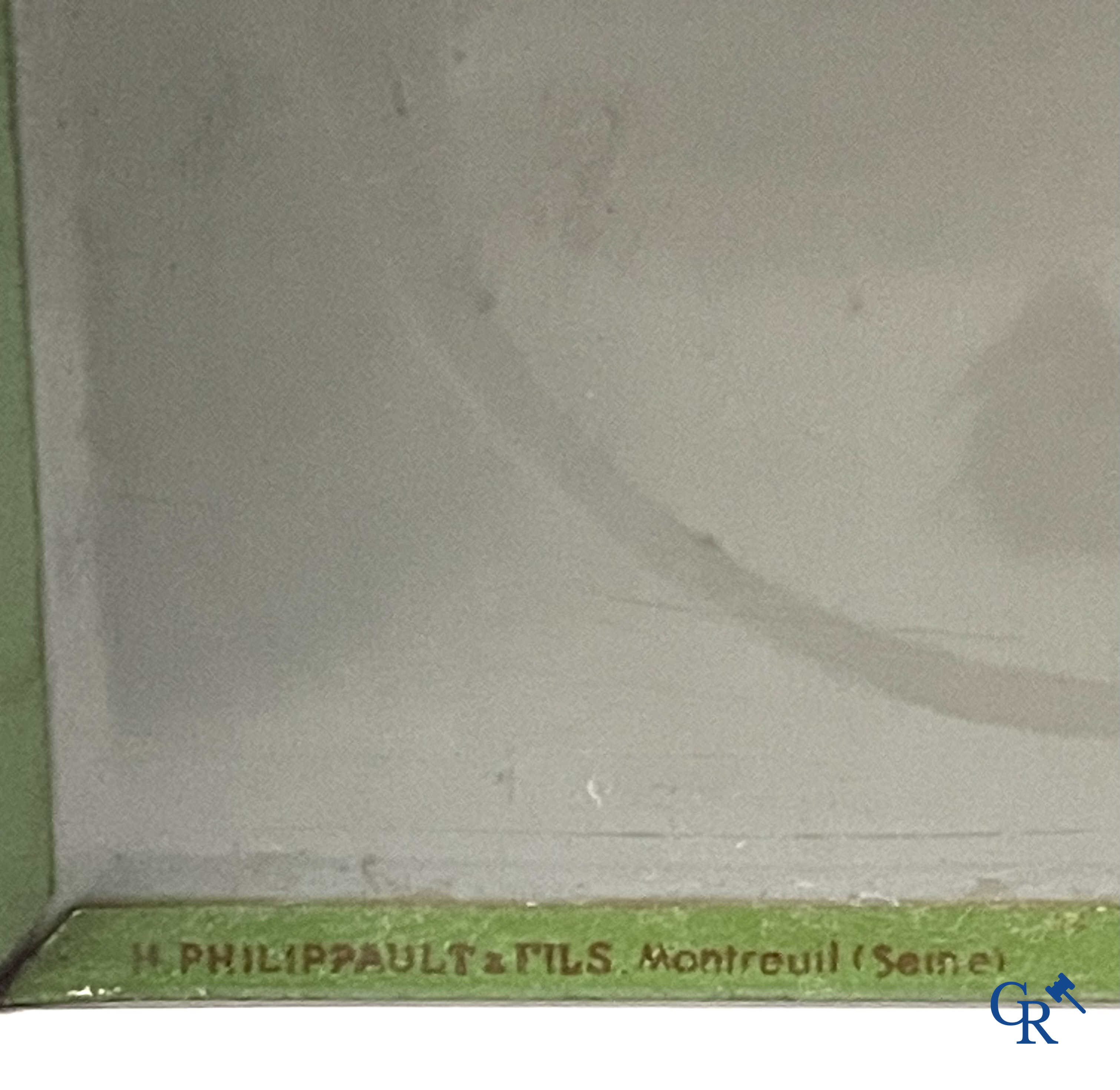 Automobilia, een kavel met diverse verzamelobjecten, Michelin, Castrol, Citroën, Rosengart, BP, enz.