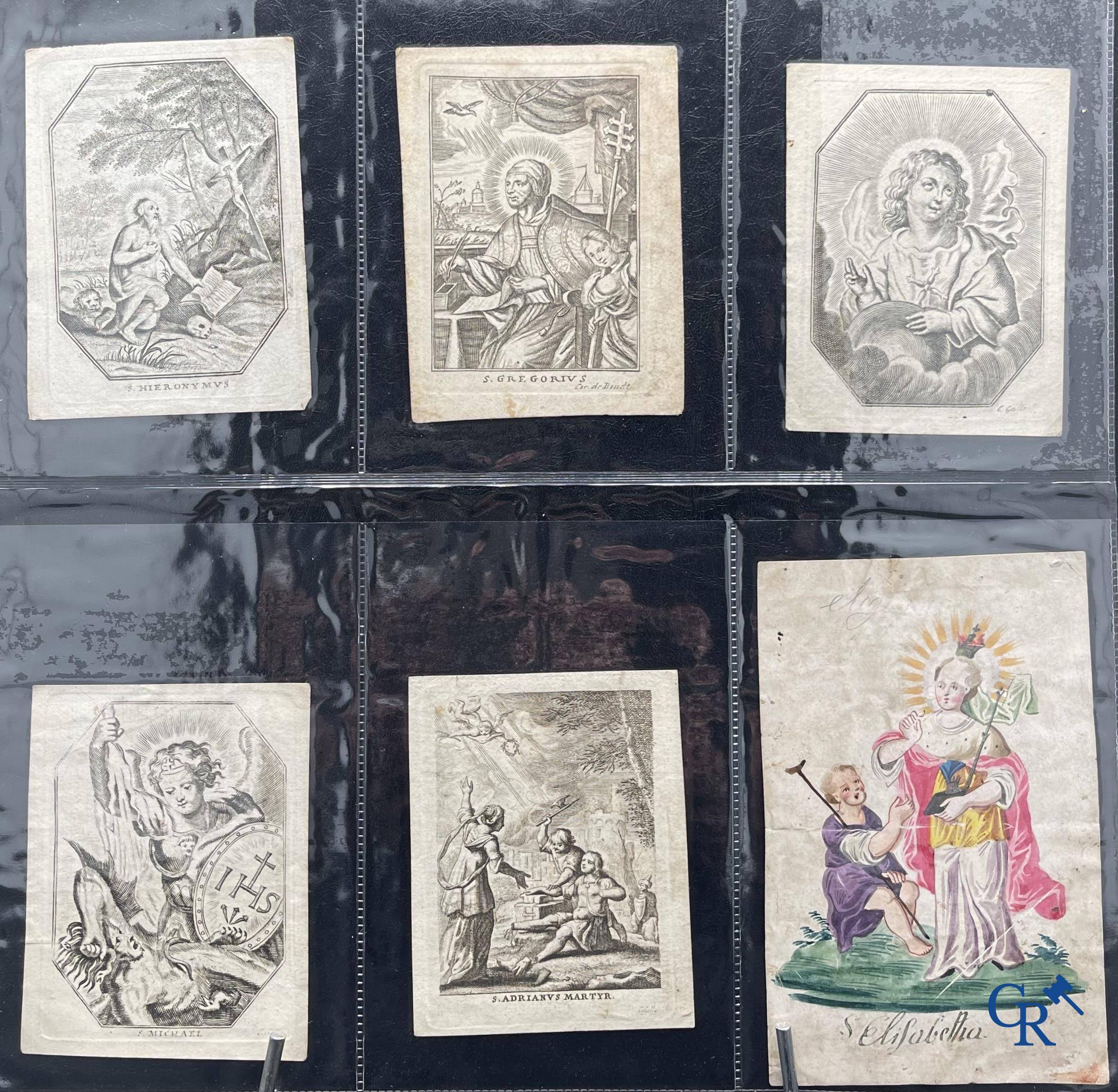 Religious objects: Important collection of pious images and devotion prints, Flanders, 17th-18th-19th centuries.