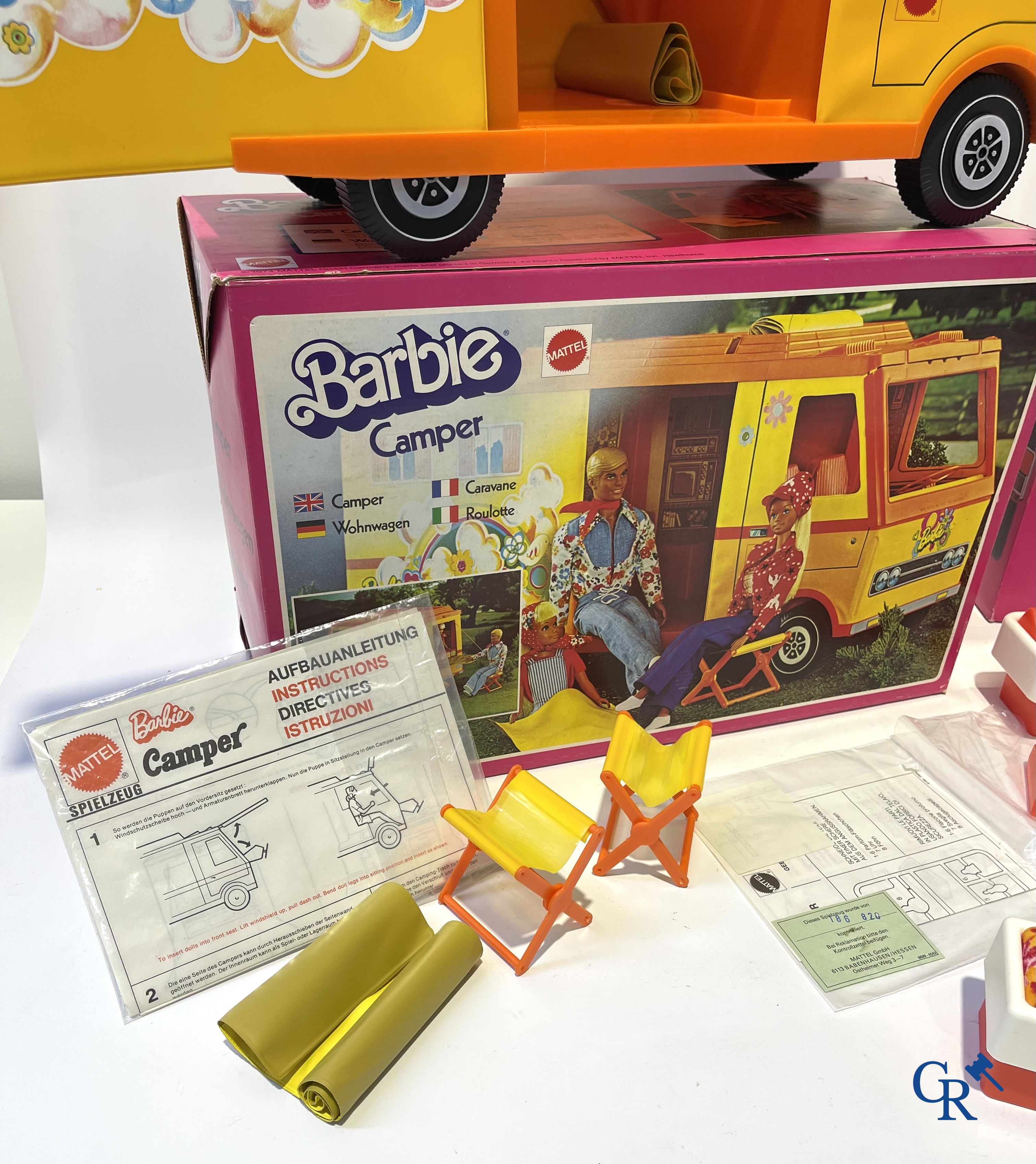 Vieux jouets. Mattel, un beau lot de poupées et attributs. Barbie, Ricky, Skipper, Ken, etc. Années 1960 et plus tard.