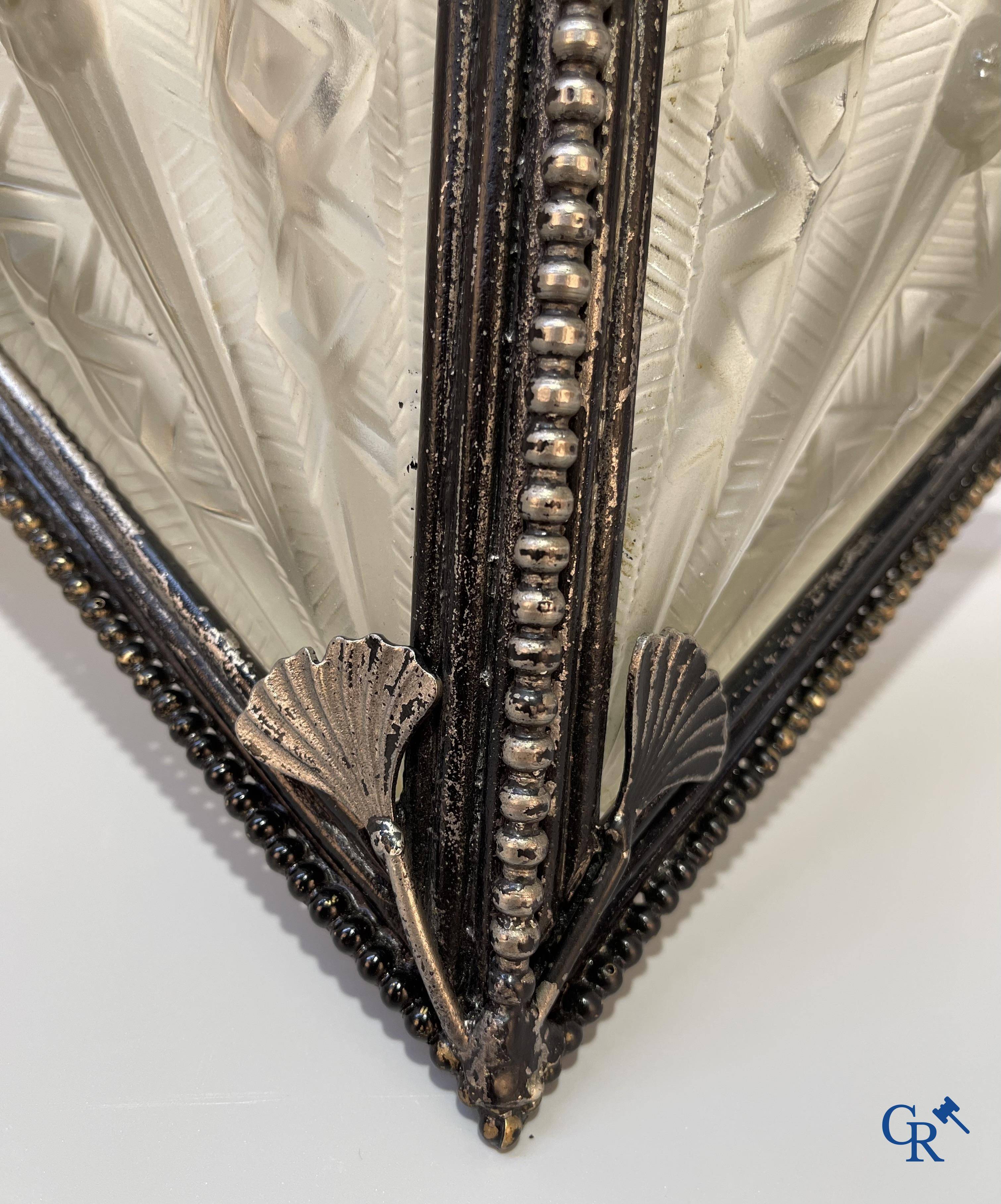 Noverdy France, a large pair of Art Deco wall lights in glass and forging. Circa 1930. Signed.