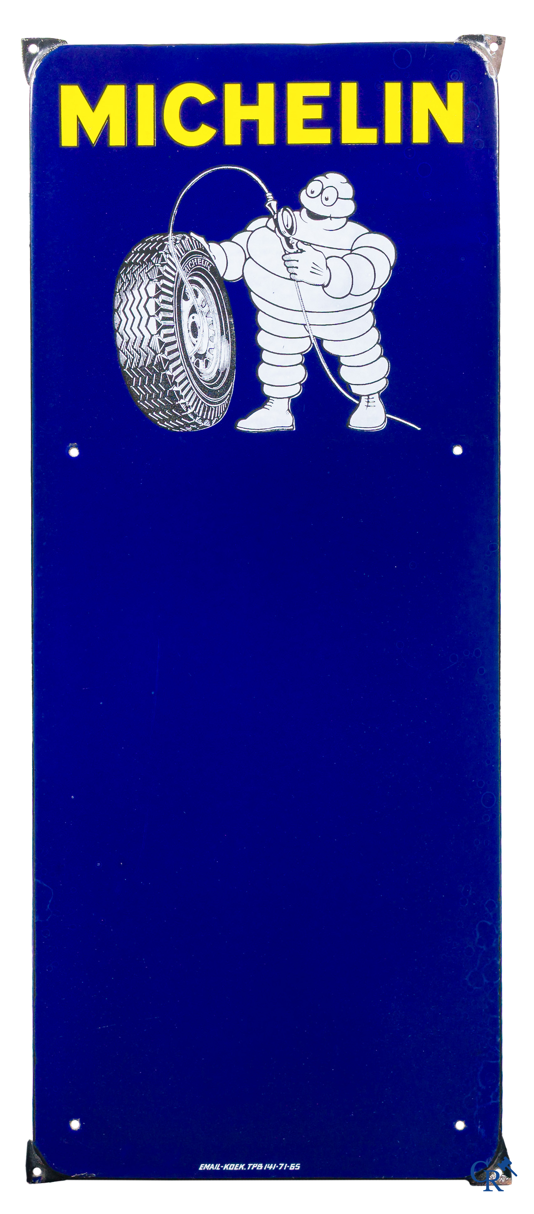 Michelin, plaque émaillée pour la pression des pneus Michelin. Emaillerie Koekelberg. Circa 1965.