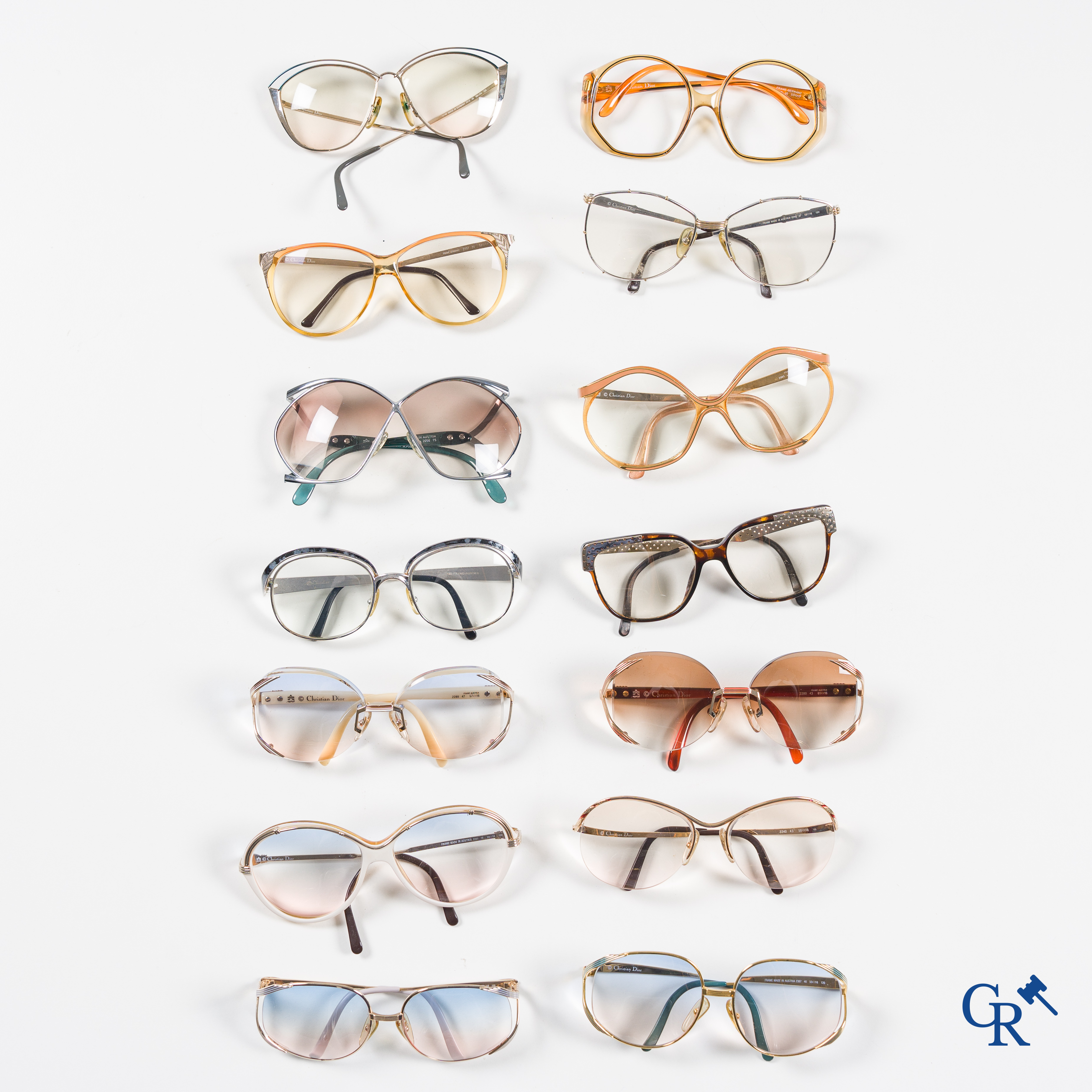 Vintage/Mode: Christian Dior, un lot avec 14 paires de lunettes.