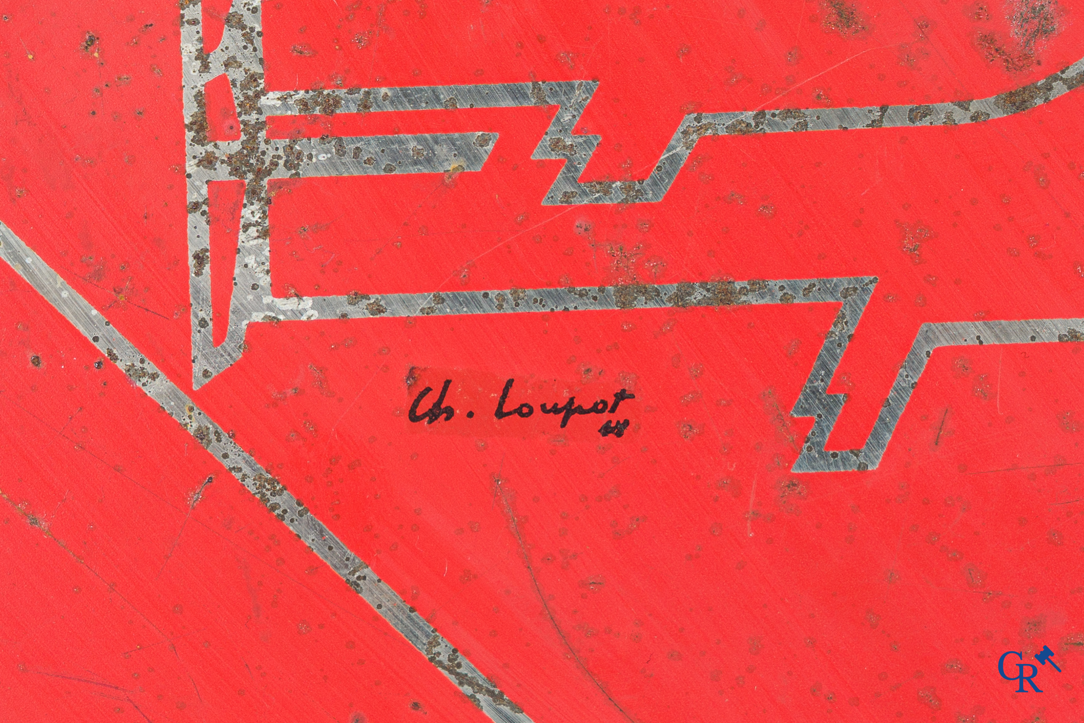 Charles Loupot (1892-1962) St. Raphaël Quinquina, L'apéritif de France. Une paire de plateaus en tôle peinte.