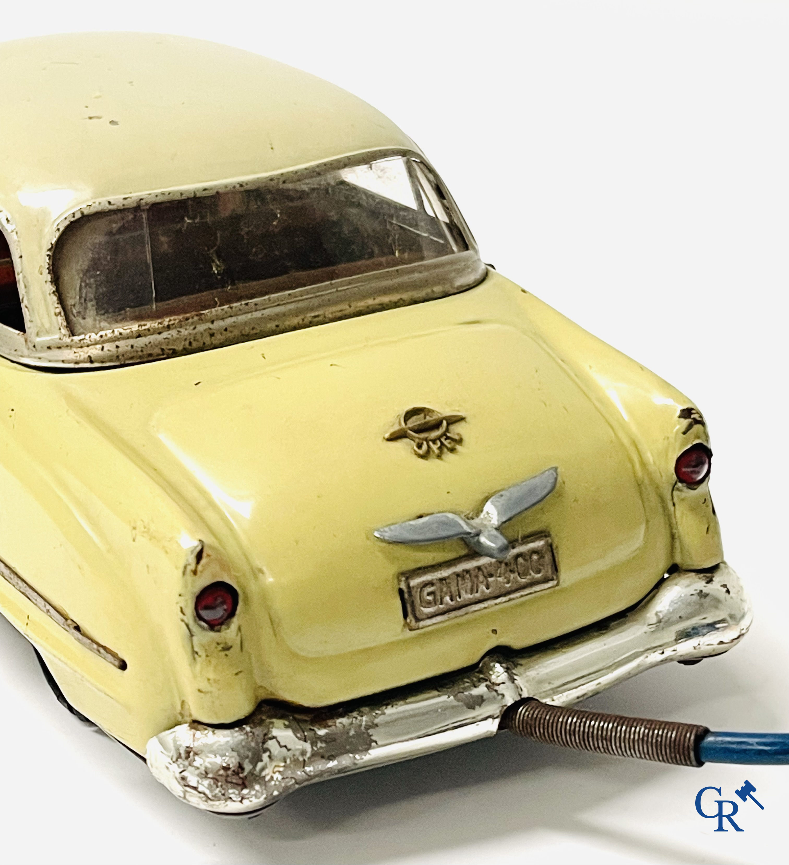 Old toys. Gama 400, Opel Kapitän in painted tin. Battery operated. 1950's.