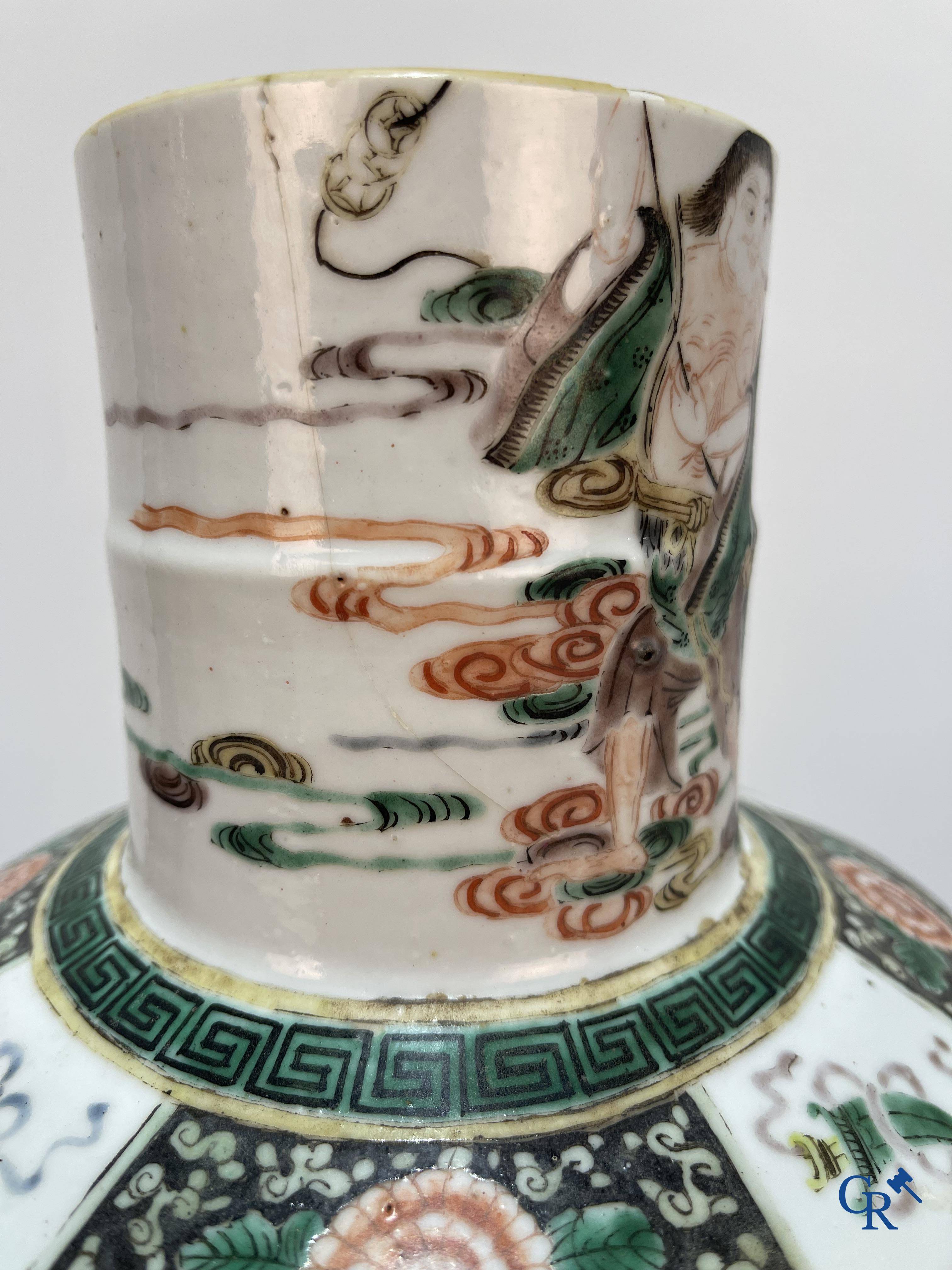 Asian Art, Chinese porcelain, a Chinese famille verte vase.