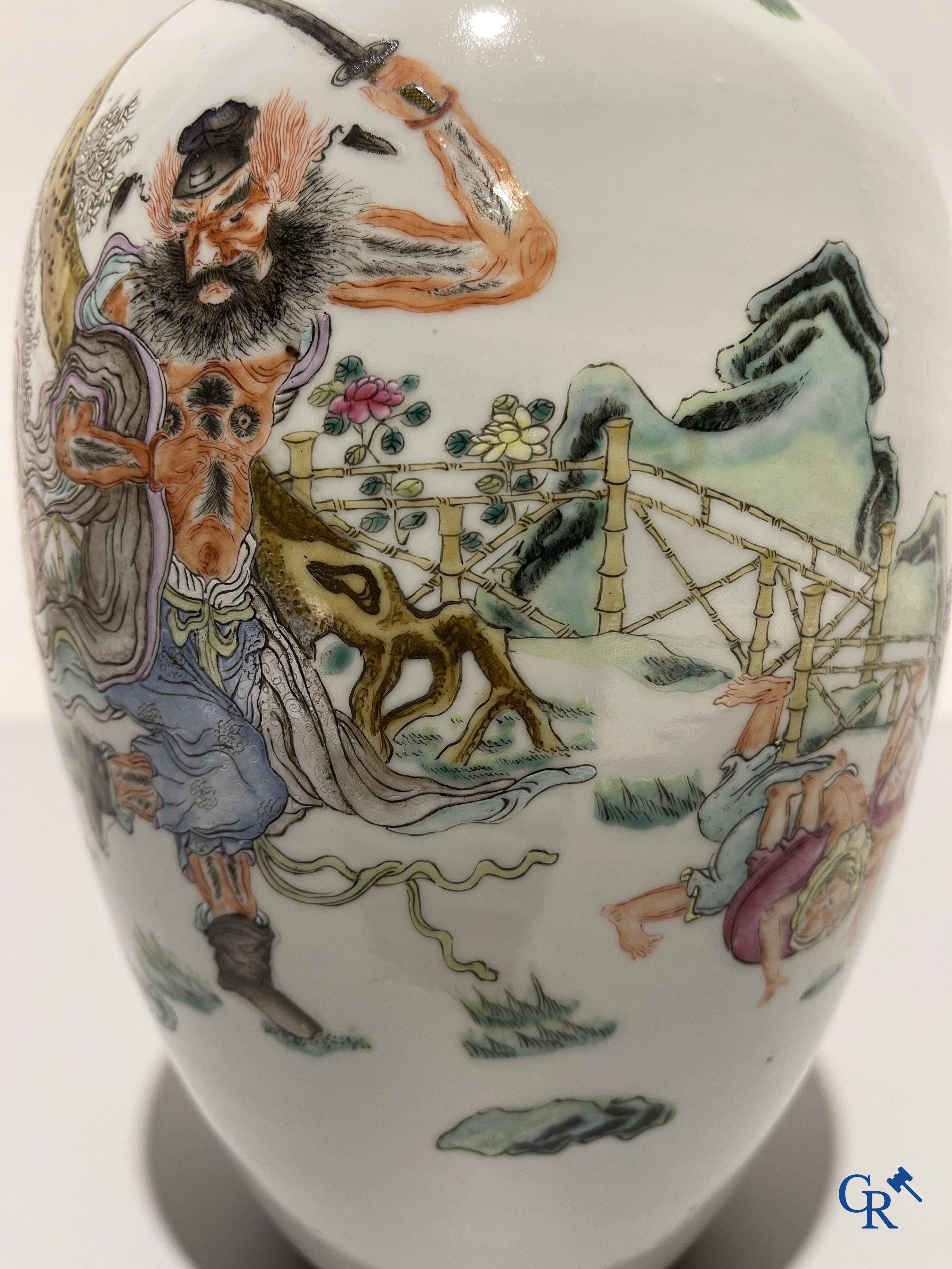 Asian Art, Chinese porcelain, a Chinese famille rose vase with warriors.