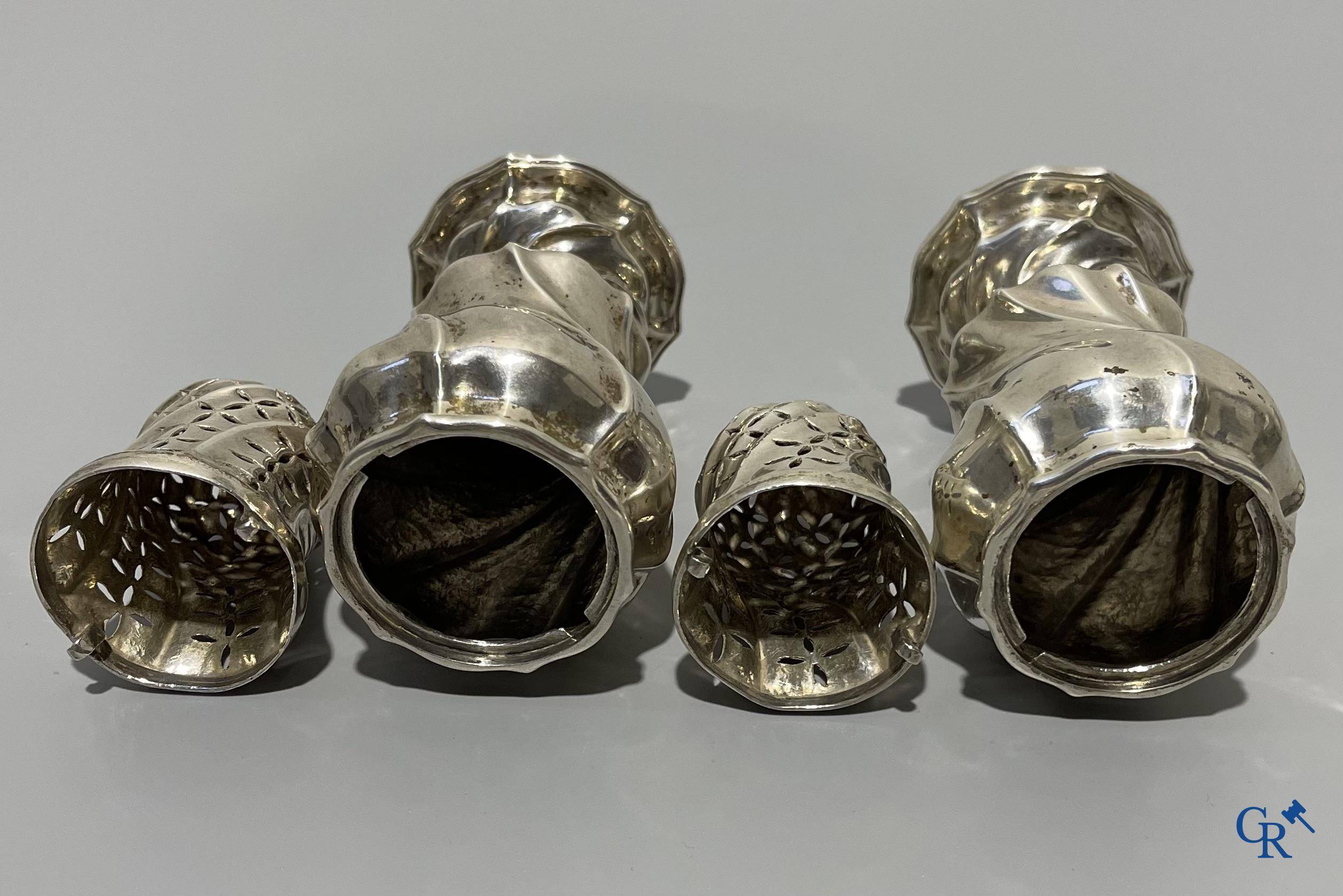 Silver, 2 "sucriers à poudre" in silver. 18th century. Most probably Liège circa 1750-1760. No hall marks visible.