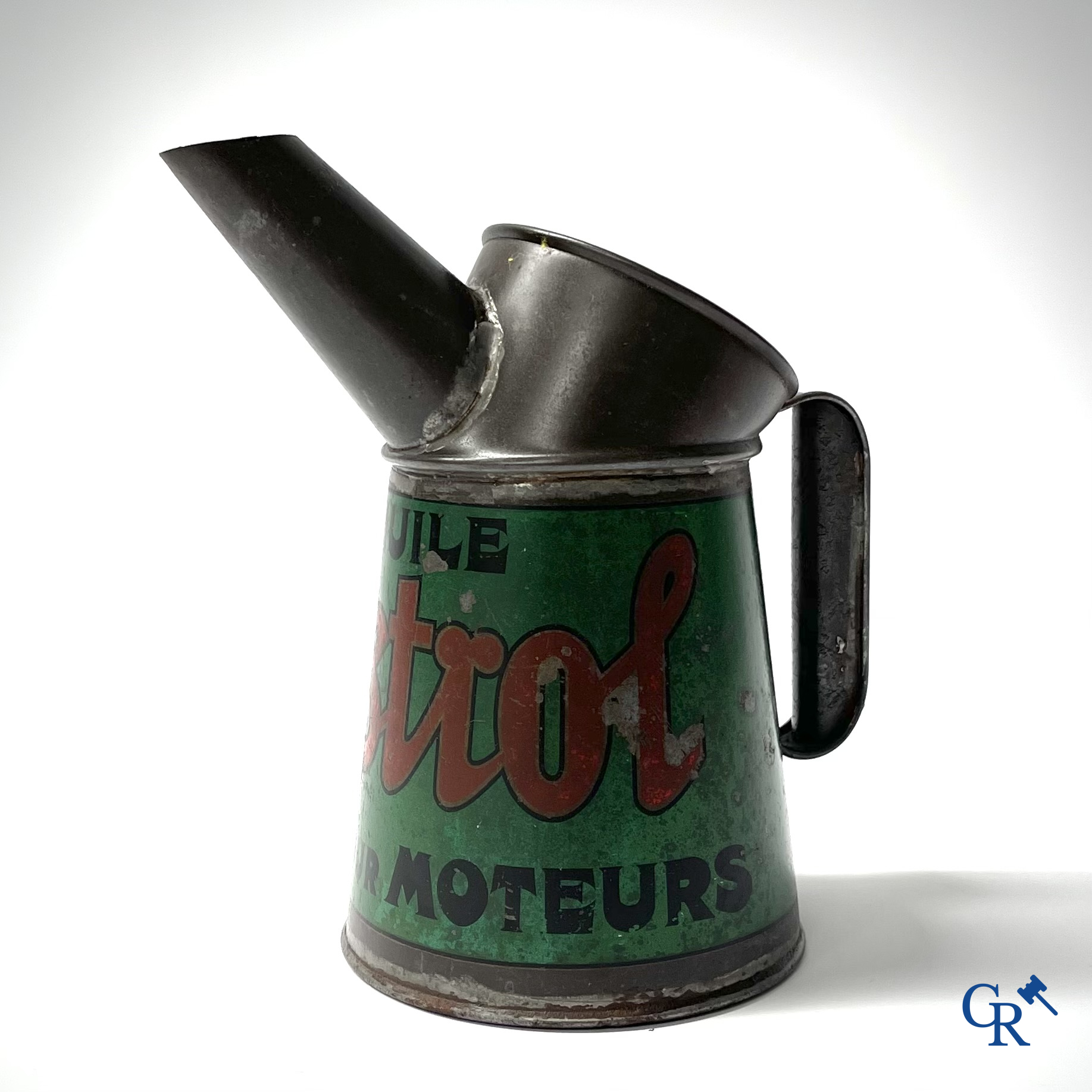 Castrol, Huile pour moteurs, 1920's motor oil spouted jug for the engine oil brand Castrol.