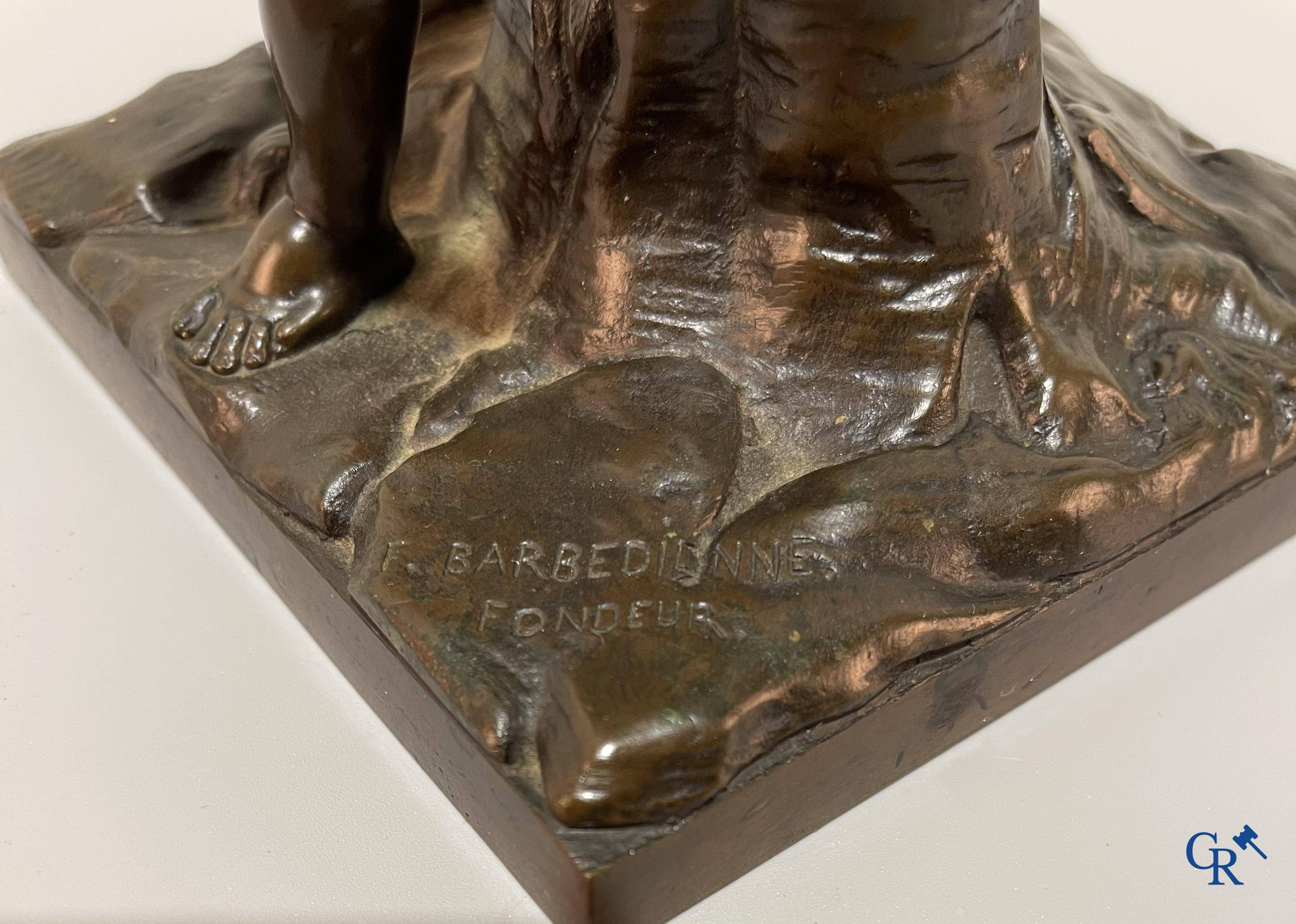 Antoine Coyzevox (après) Représentation finement sculptée de Vénus avec Cupidon. F. Barbedienne Fondeur.