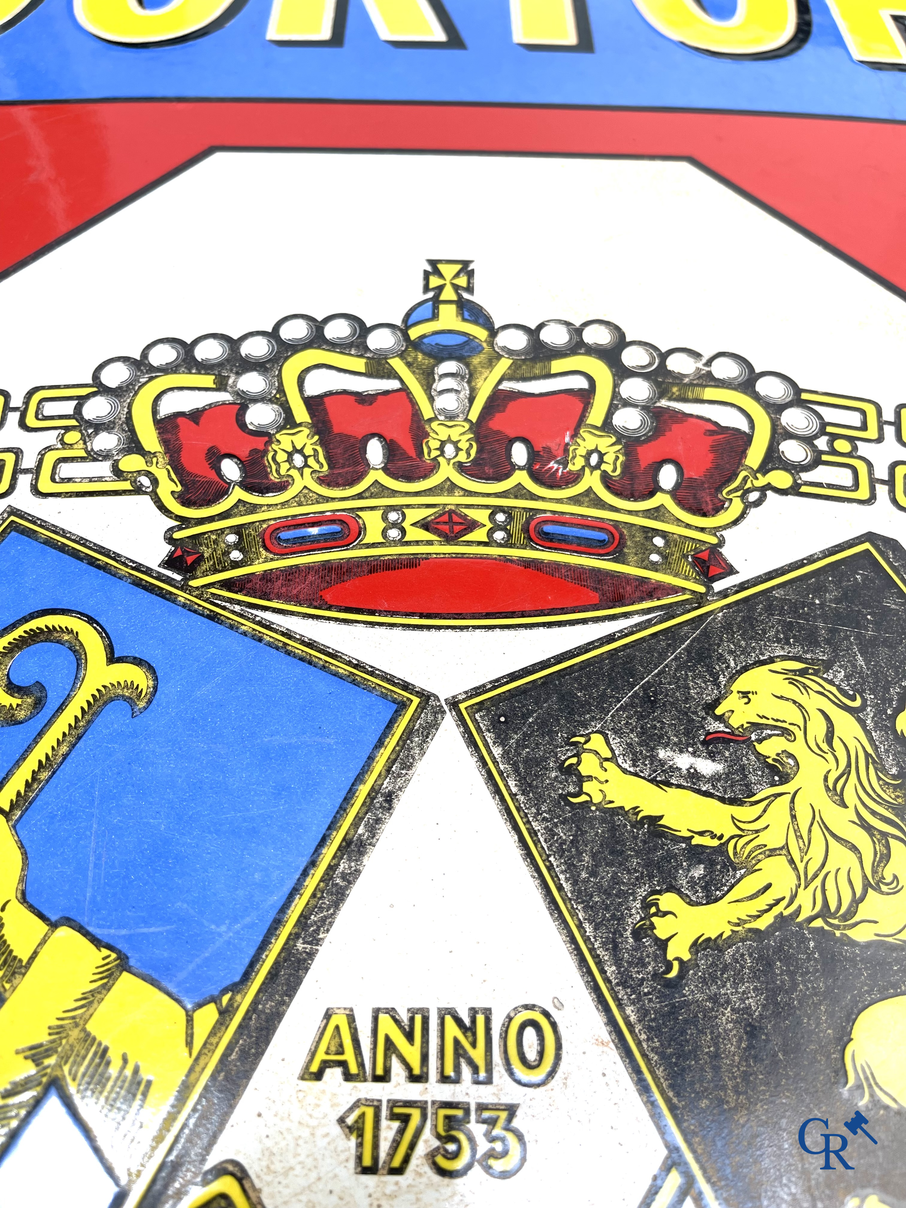 Dortor Hougaerde, Bock Munich. Emaille reclamebord uit 1939 voor de Brouwerij van Hougaerde. Email. Koekelberg.