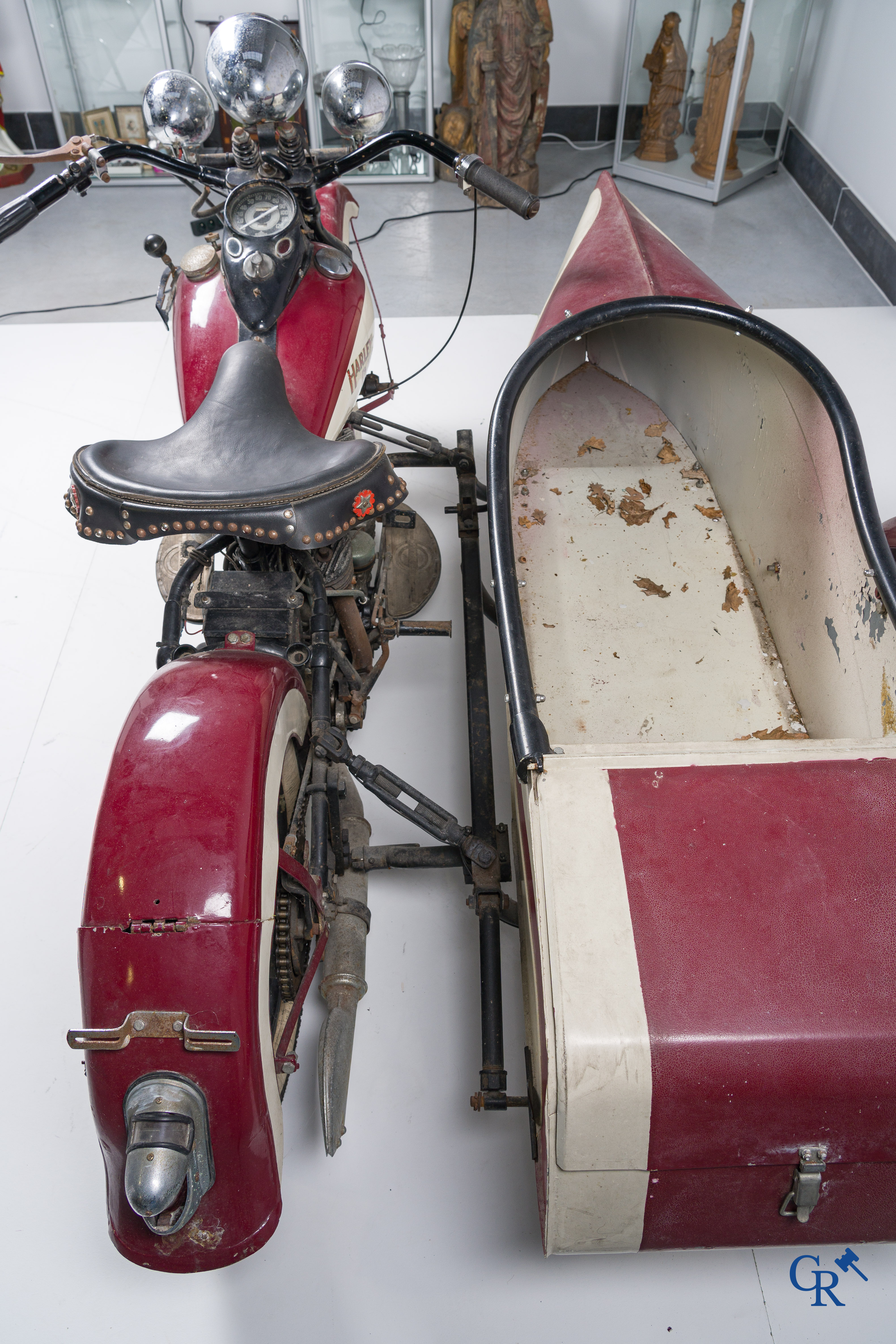 Harley Davidson, type WLA 750cc, circa 1940. With sidecar from a later period. (barn find)