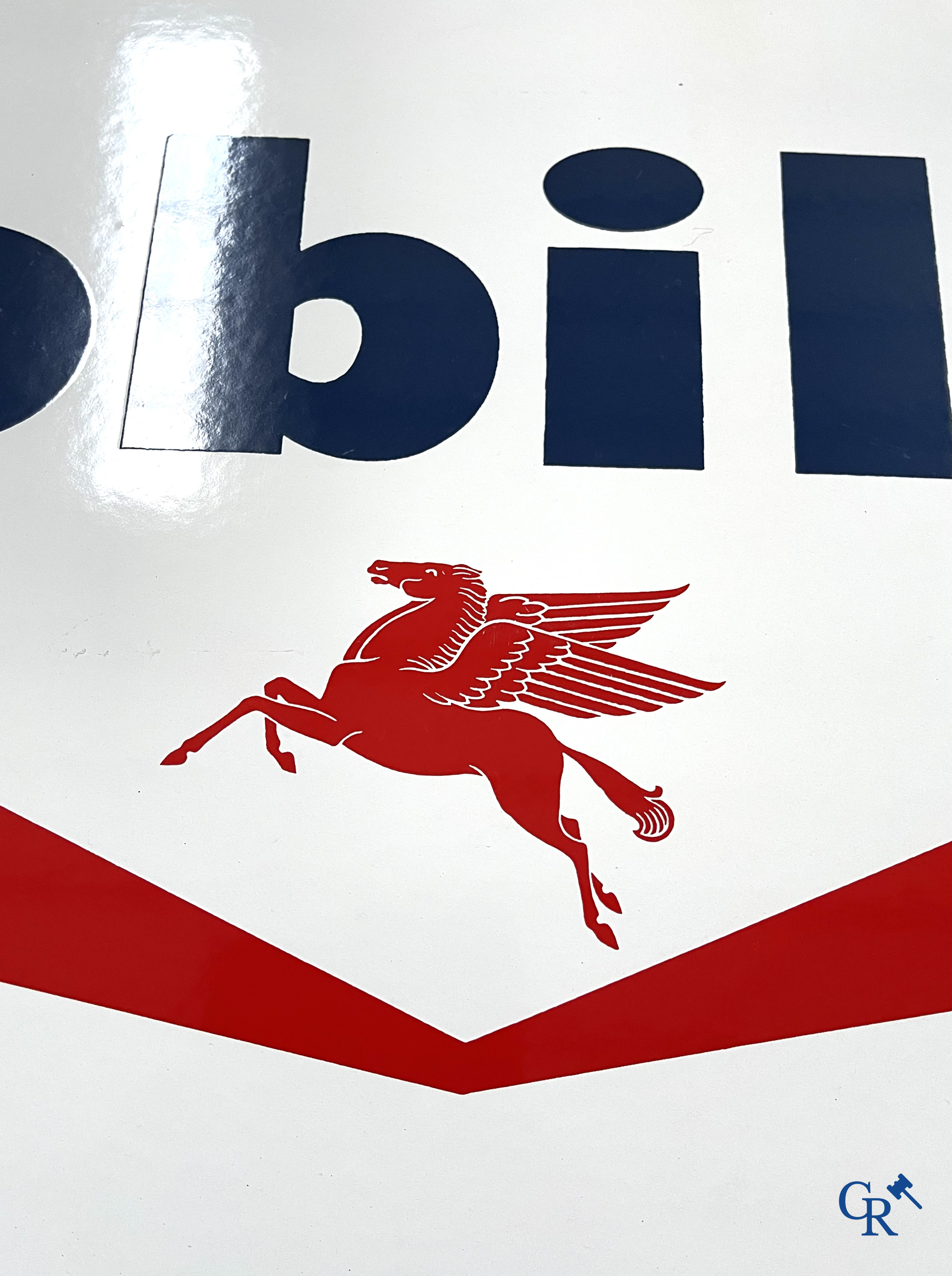 Mobiloil, Enamel advertising sign with grey border and the Mobiloil Pegasus. Emaillerie Belge, T.P. Bruxelles 1953.