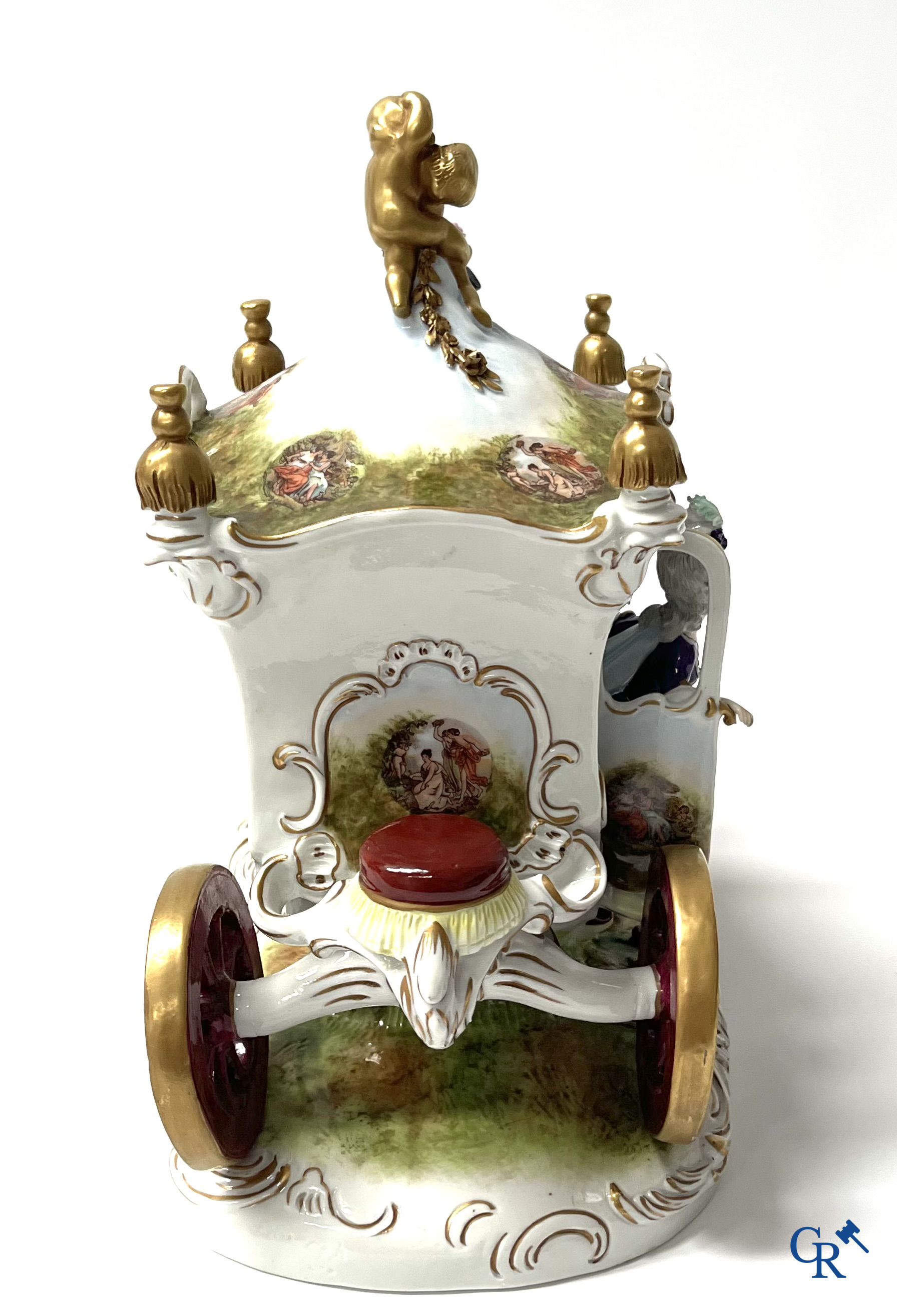 European porcelain. A large horse carriage in Saxon porcelain. Marked.