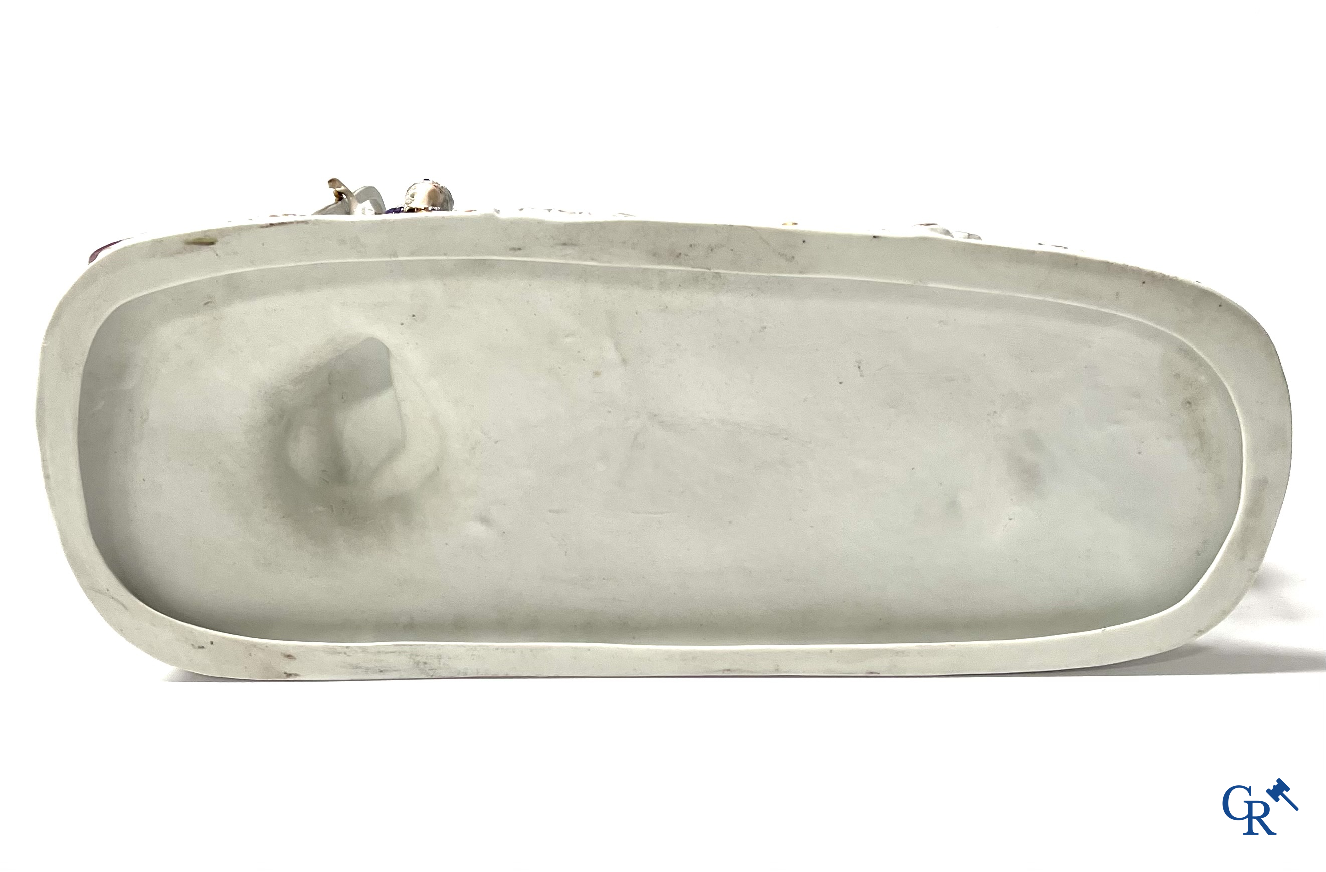 European porcelain. A large horse carriage in Saxon porcelain. Marked.