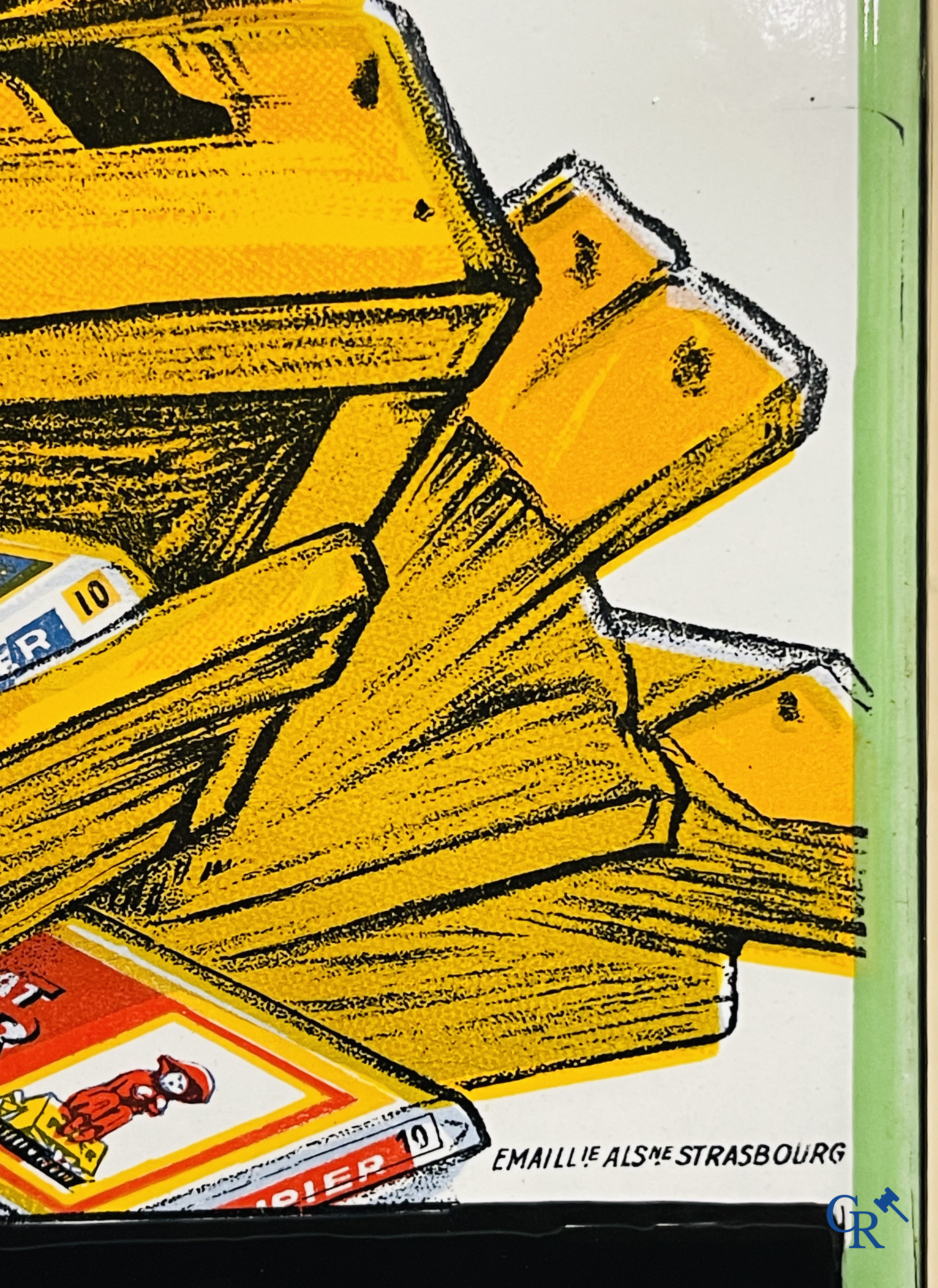 Chocolat Pupier, plaque émaillée illustré du personnage de Jean D'Ylen, vers 1930.