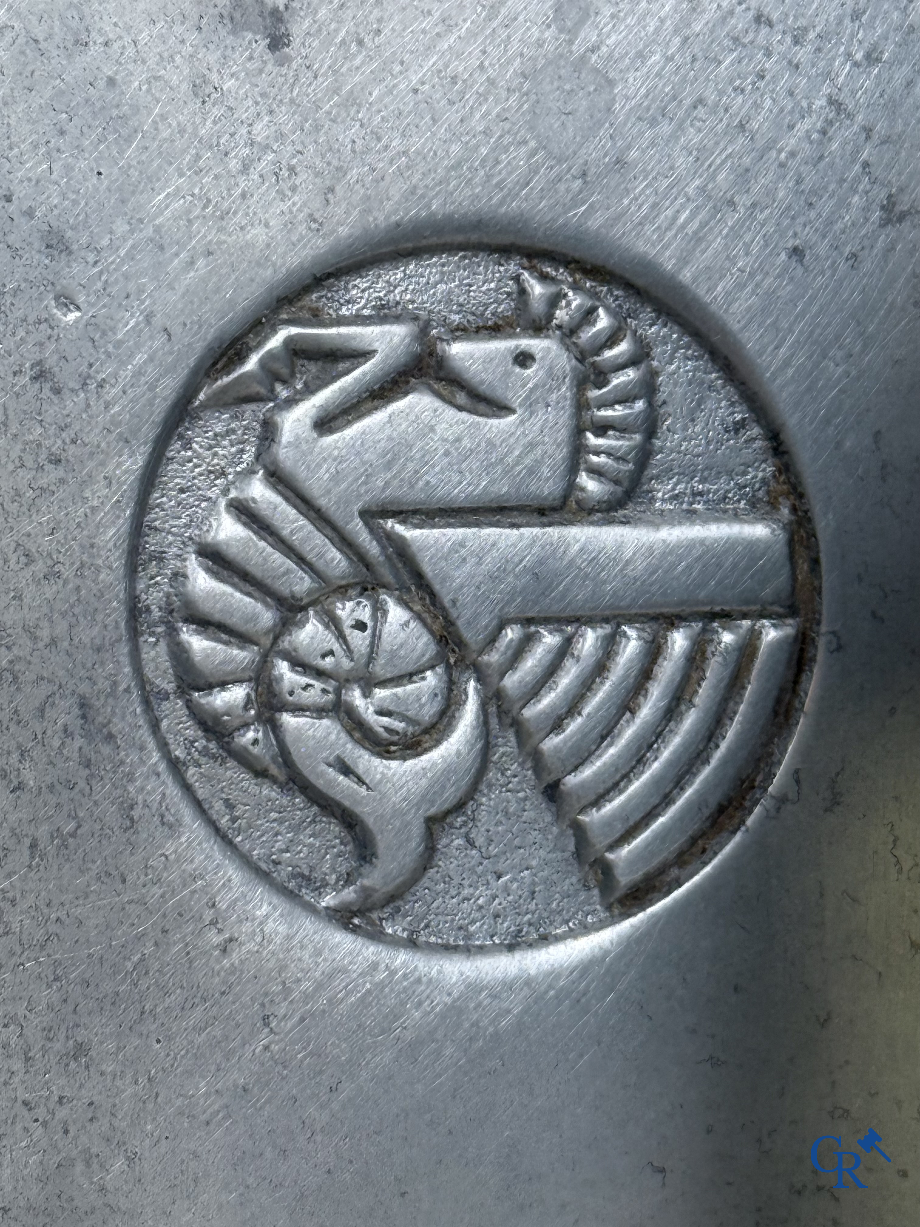 Air France: Réseau Aérien Mondial. Publicity ashtray in metal for airline Air France.