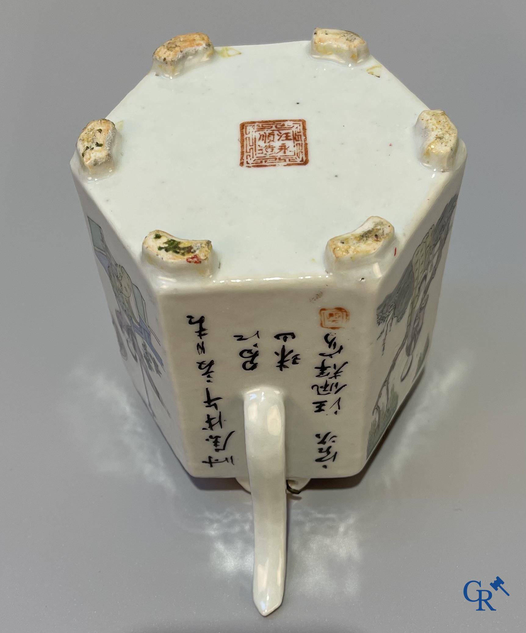 Asian Art, Chinese porcelain, a hexagonal Chinese teapot. Marked.