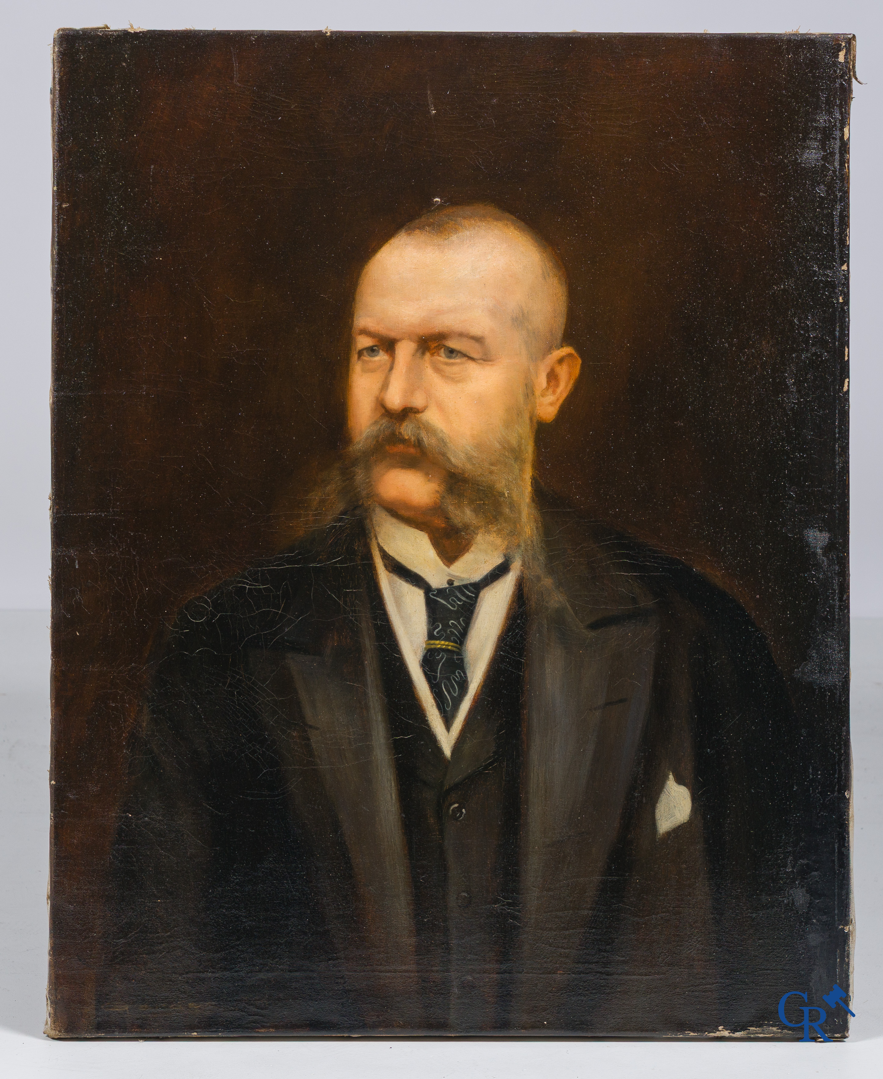 A lot of 2 portrait paintings. Oil on canvas. 19th century.