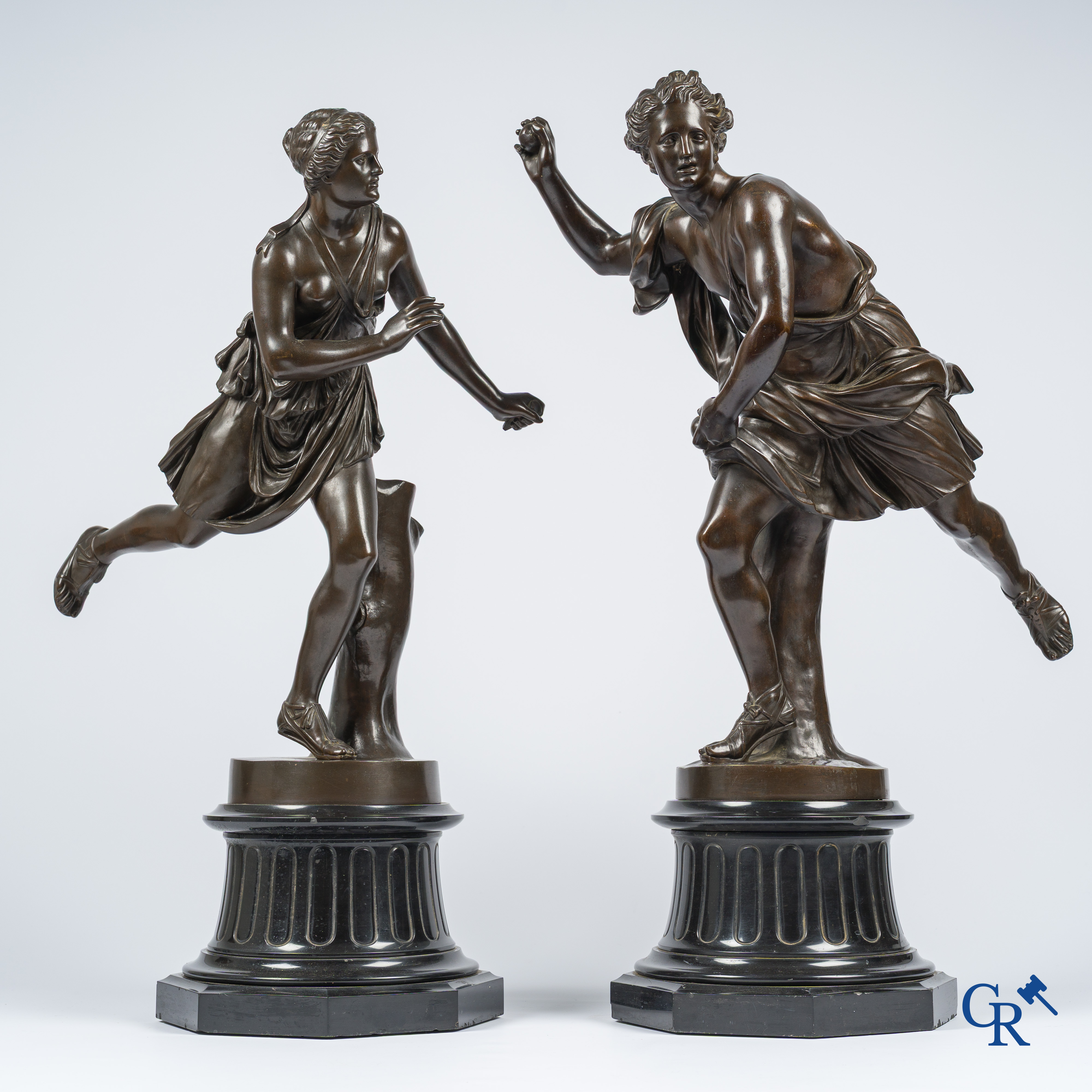 Pierre Lepautre en Guillaume Ier Coustou (naar). Atalante en Hippomène. Imposant paar bronzen beelden, circa 1880.