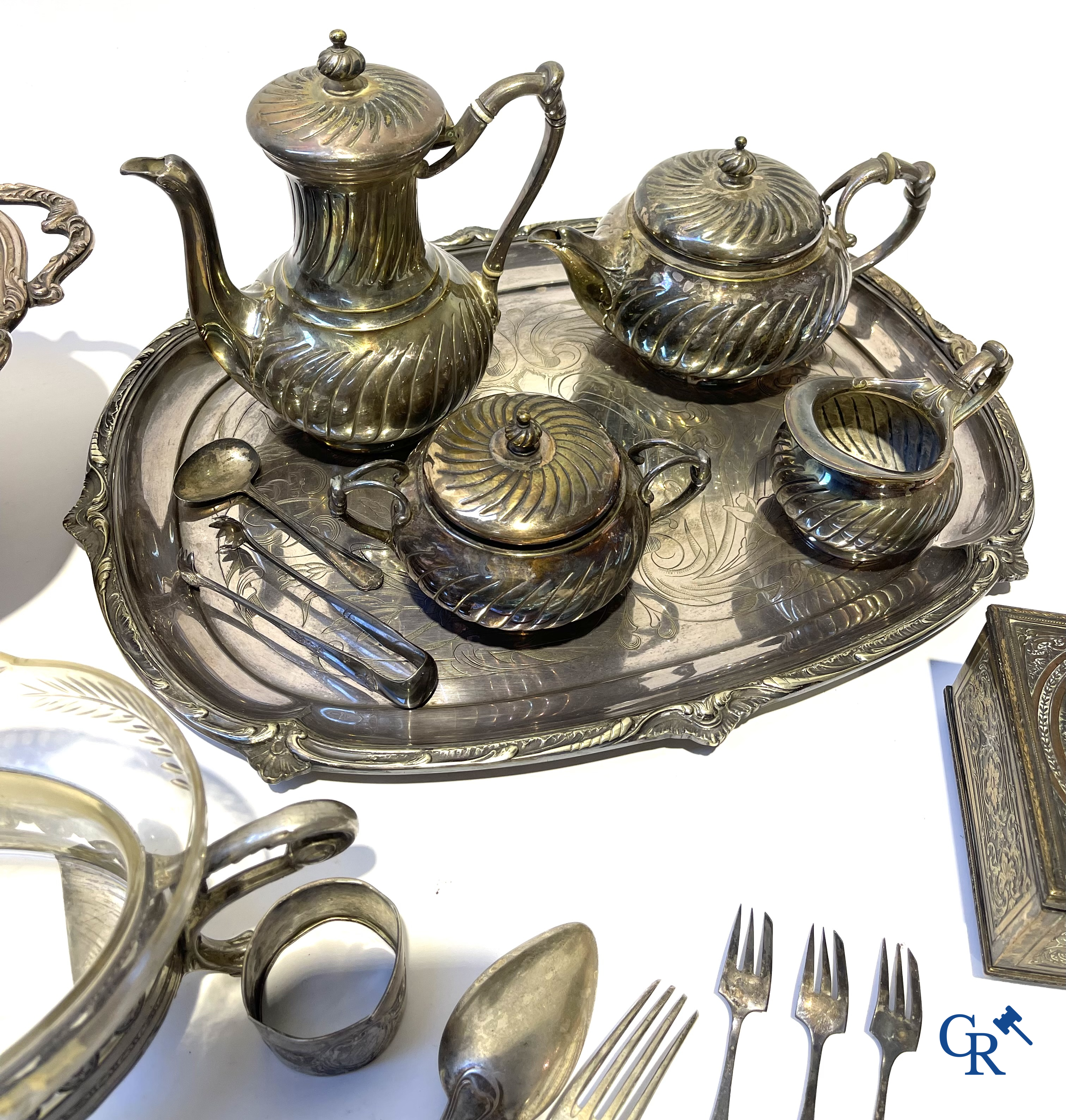 A lot with silver and silver-plated objects, Christofle, Wiskemann, a jardiniere with crystal coupe, etc.