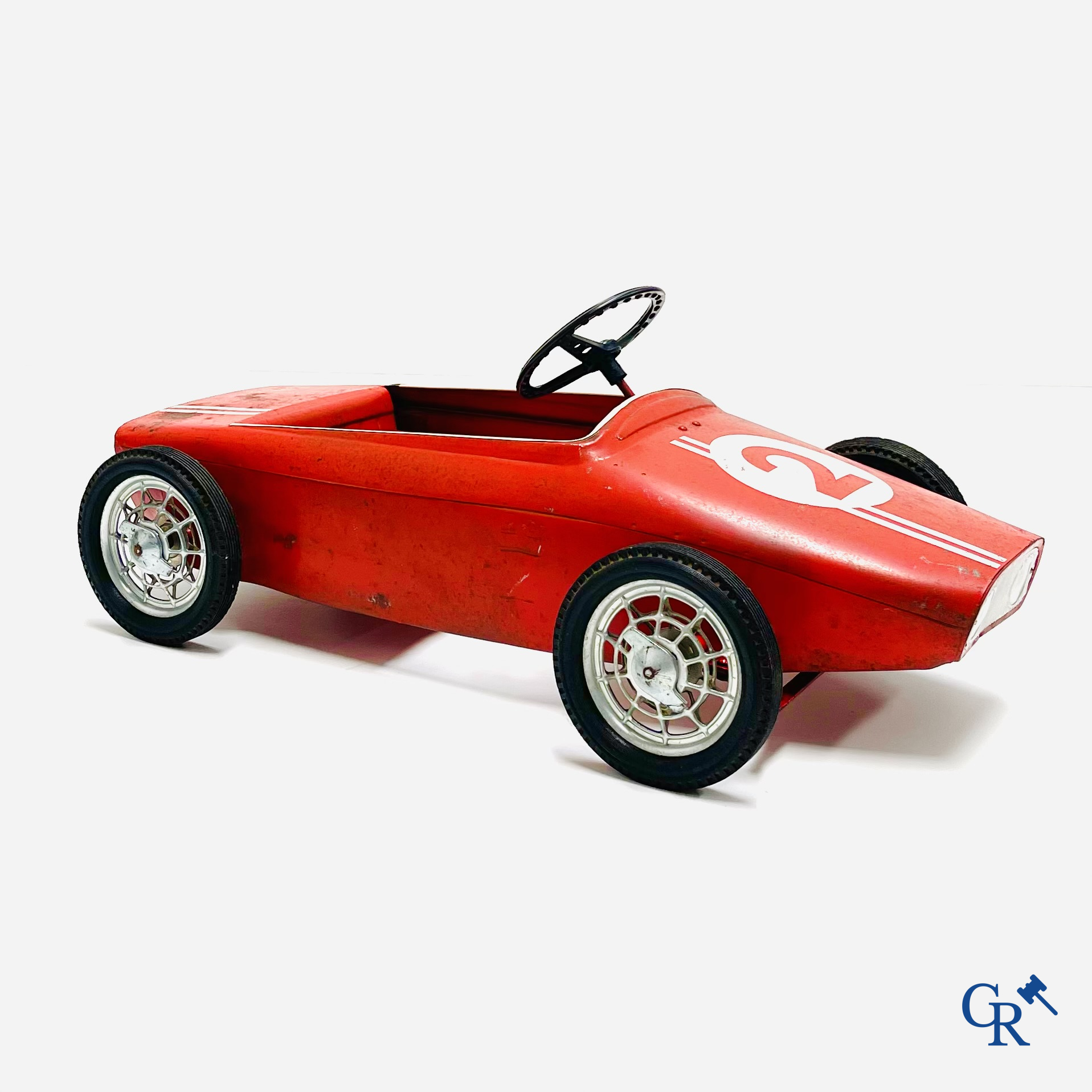 Pedaalwagen, Morellet Guerineau. Lotus F1-model met metalen carrosserie en spaakwielen. Franse makelij. 60'er jaren.