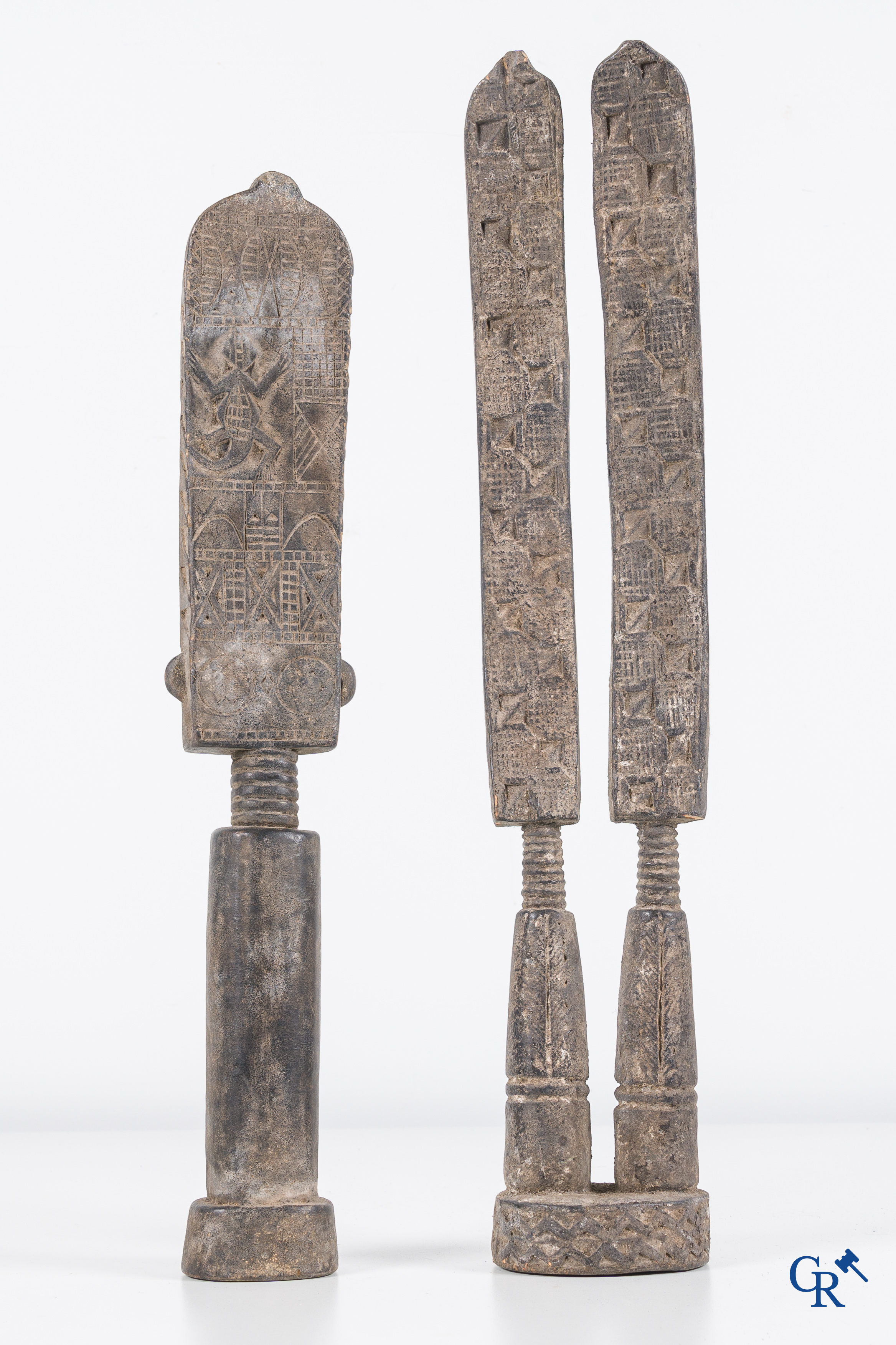 Tribal art, Primitive art. A lot with African objects, masks, bronze slave band, necklace and others.