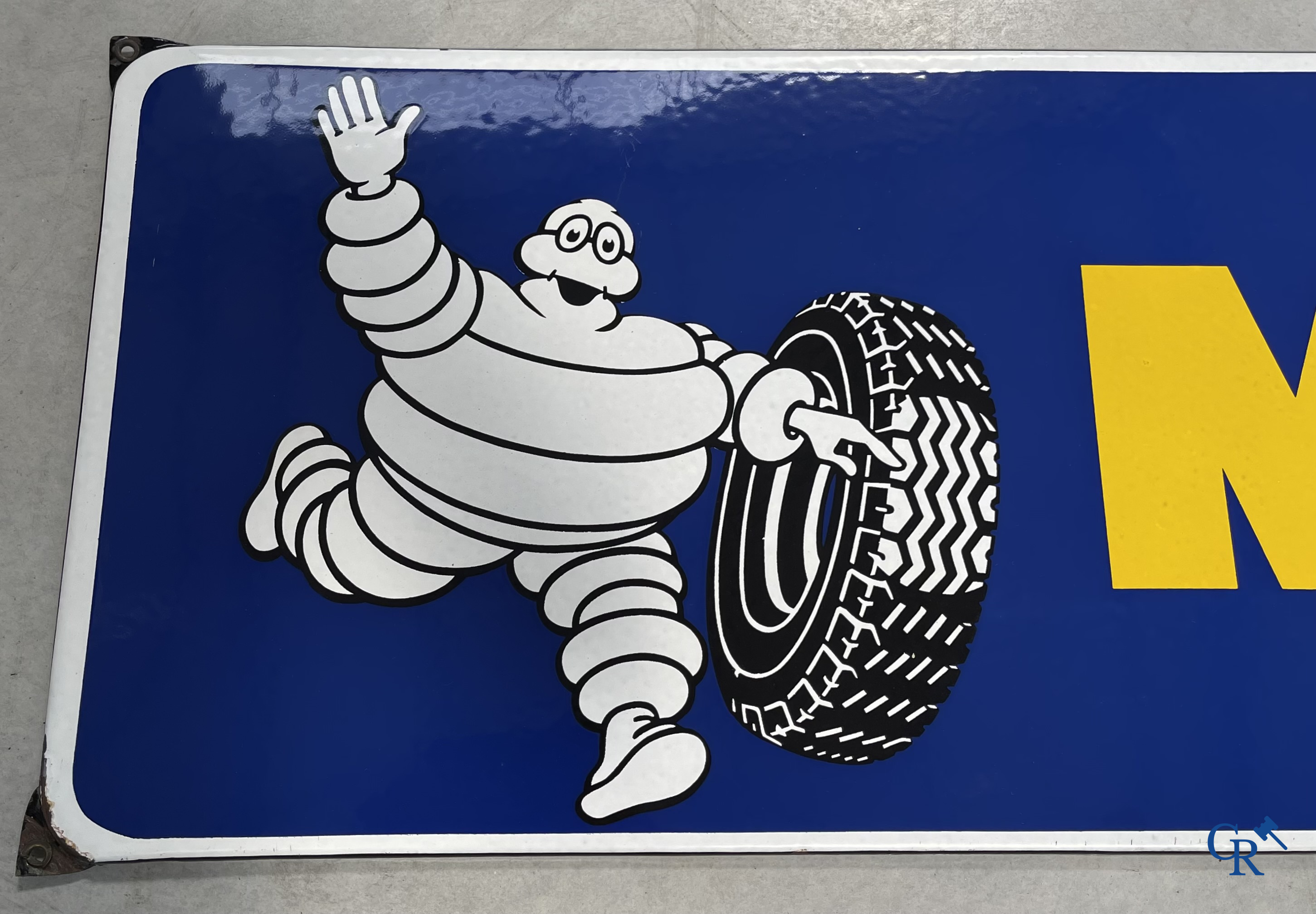 Michelin, enamel sign with Bibendum. 1960's. Email. Koekelberg. Mint condition.