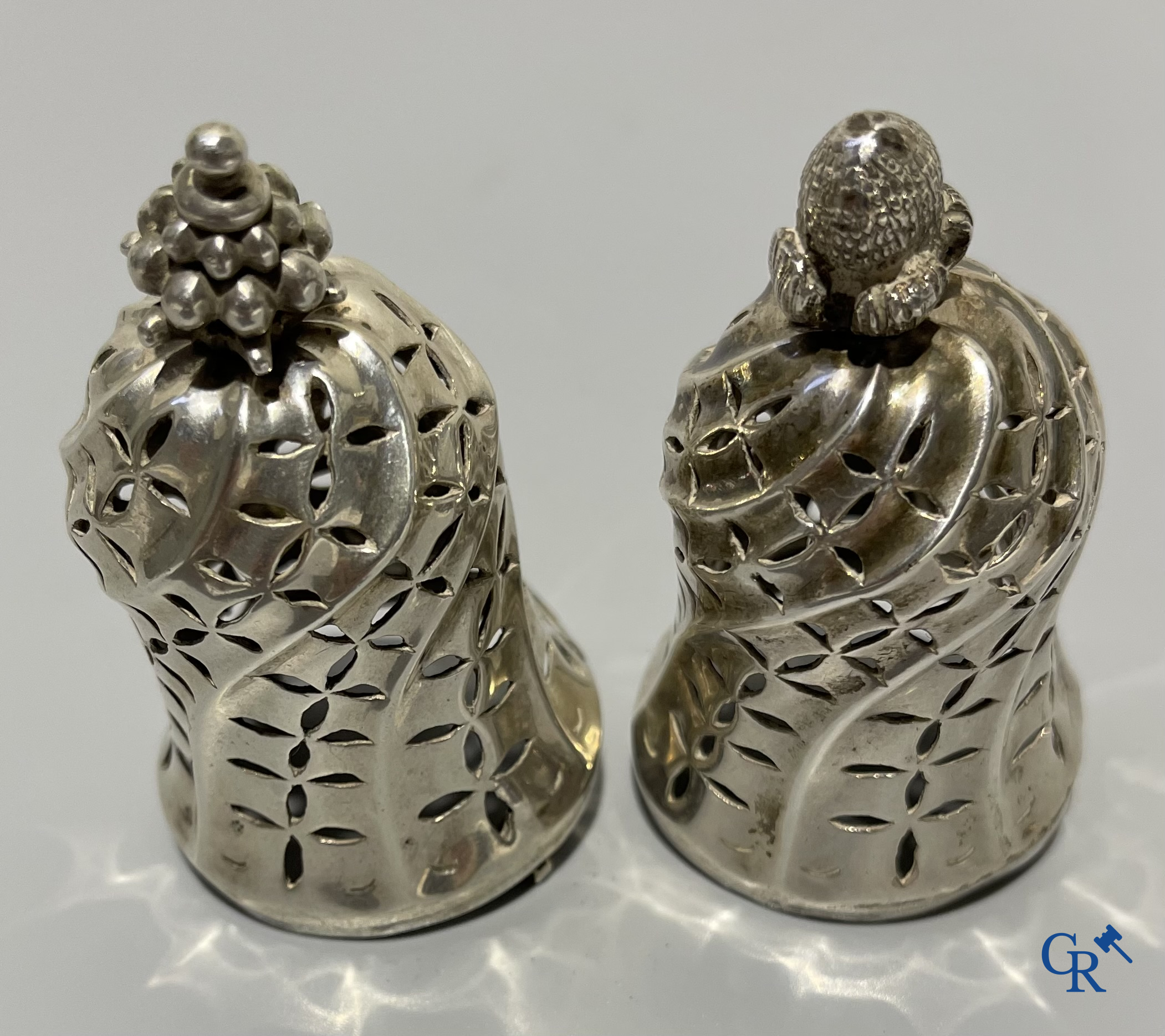 Silver, 2 "sucriers à poudre" in silver. 18th century. Most probably Liège circa 1750-1760. No hall marks visible.
