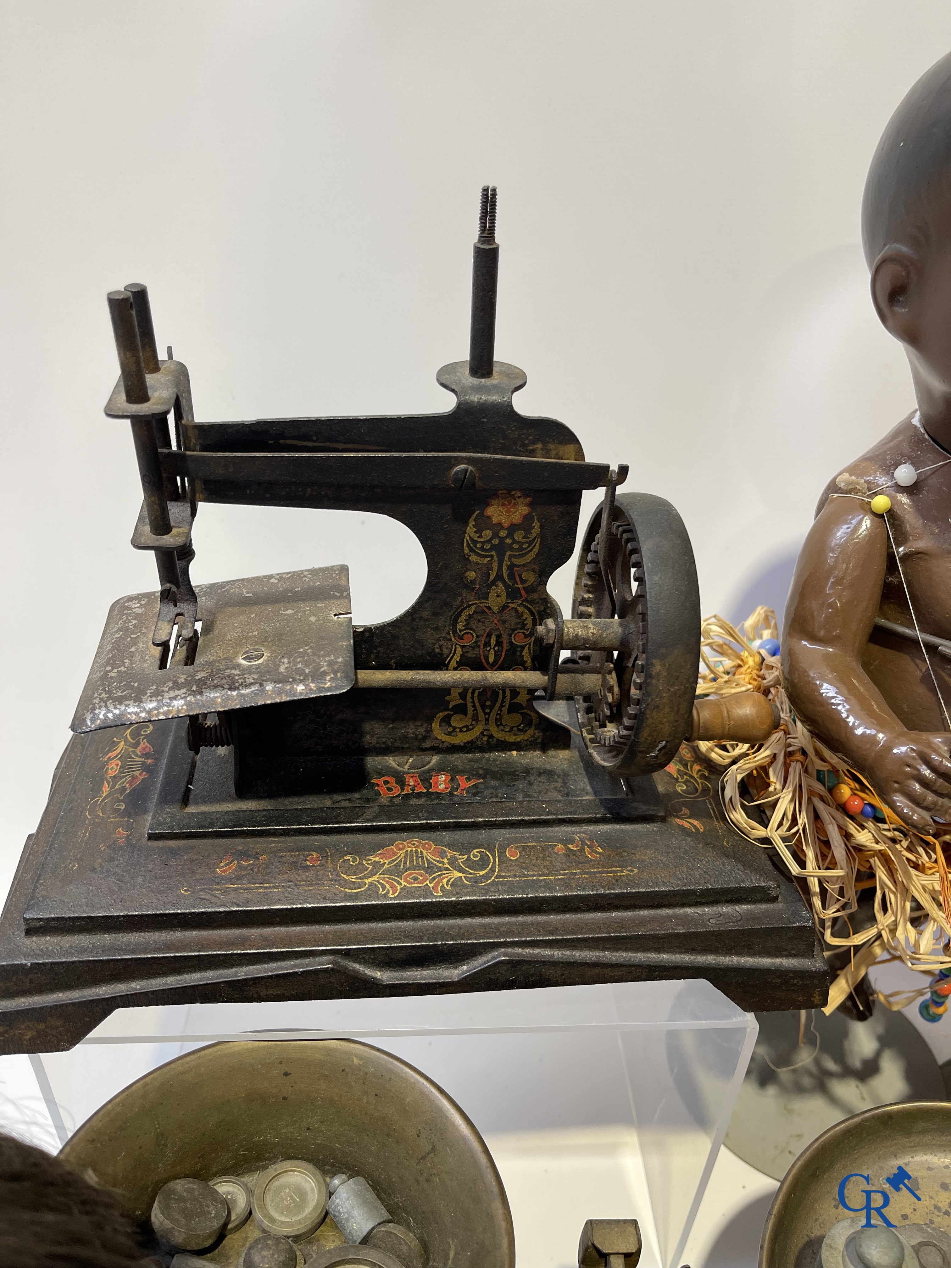 Old toys, a big lot with different antique dolls and collectibles.