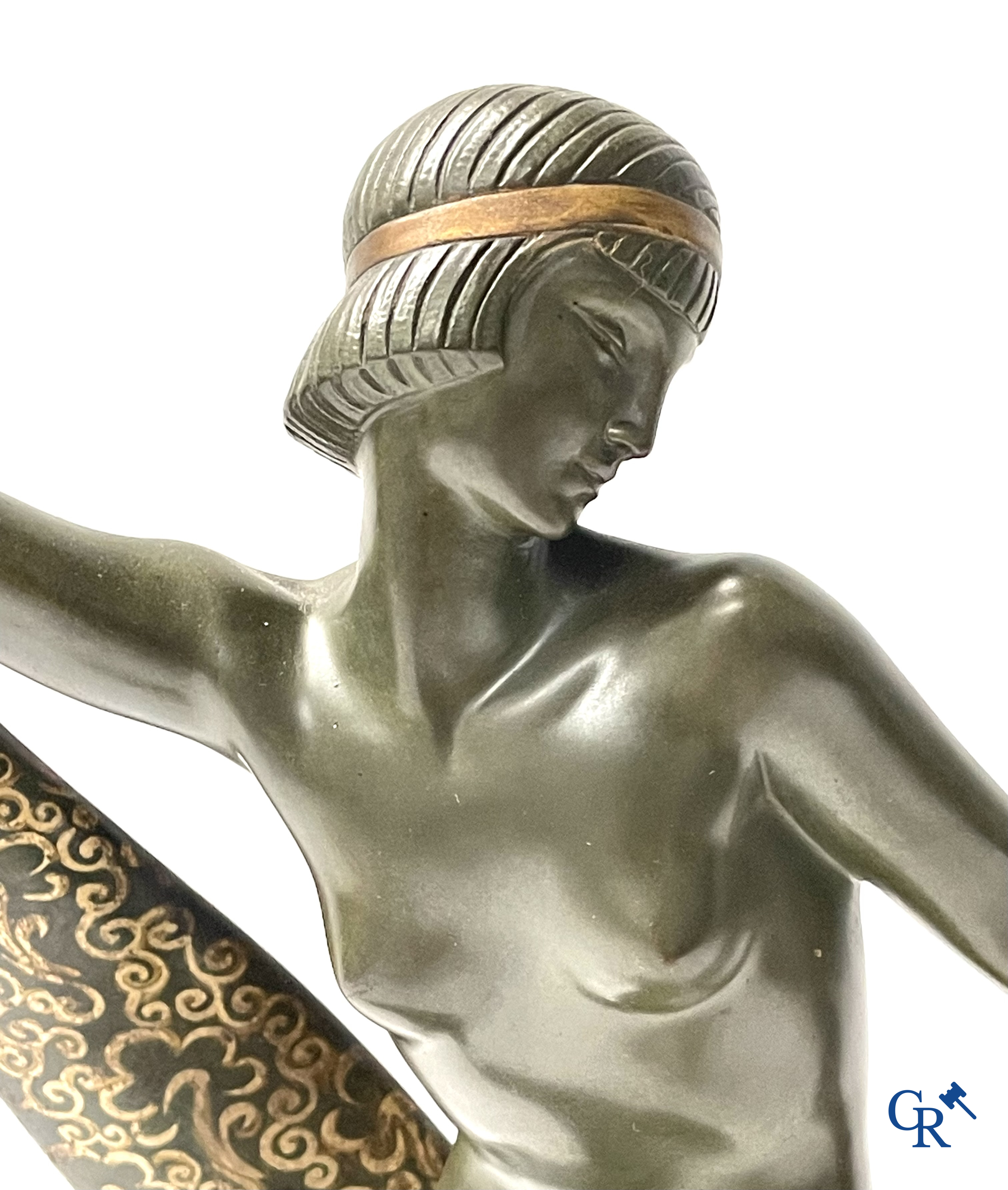 Fanny Rozet (1881-1921), Art Deco sculpture in patinated and damascened bronze. Signed.