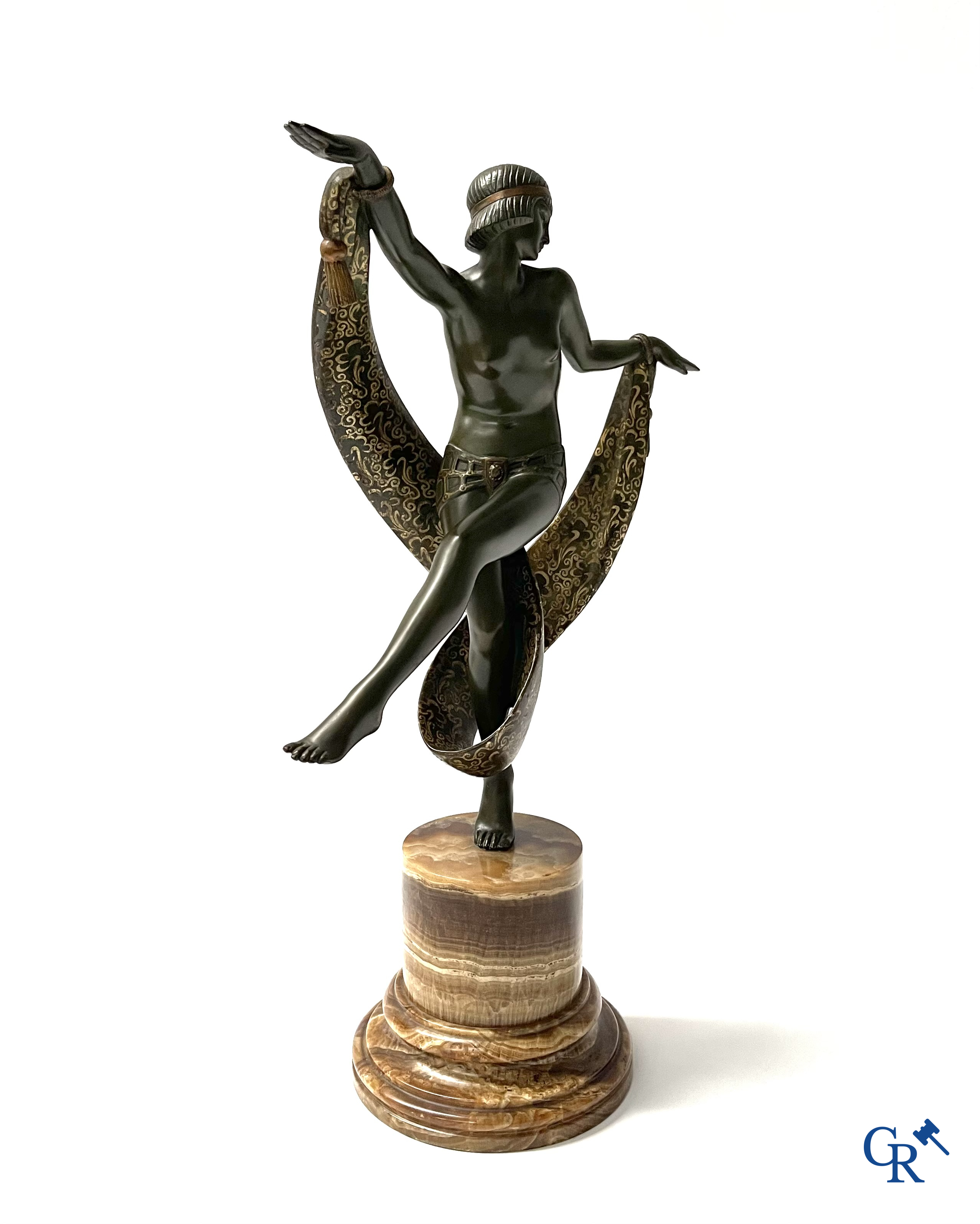 Fanny Rozet (1881-1921), Art Deco sculpture in patinated and damascened bronze. Signed.