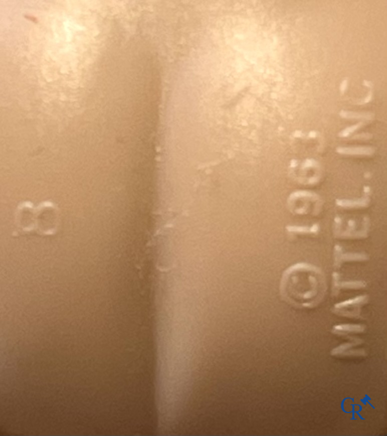 Vieux jouets. Mattel, un beau lot de poupées et attributs. Barbie, Ricky, Skipper, Ken, etc. Années 1960 et plus tard.