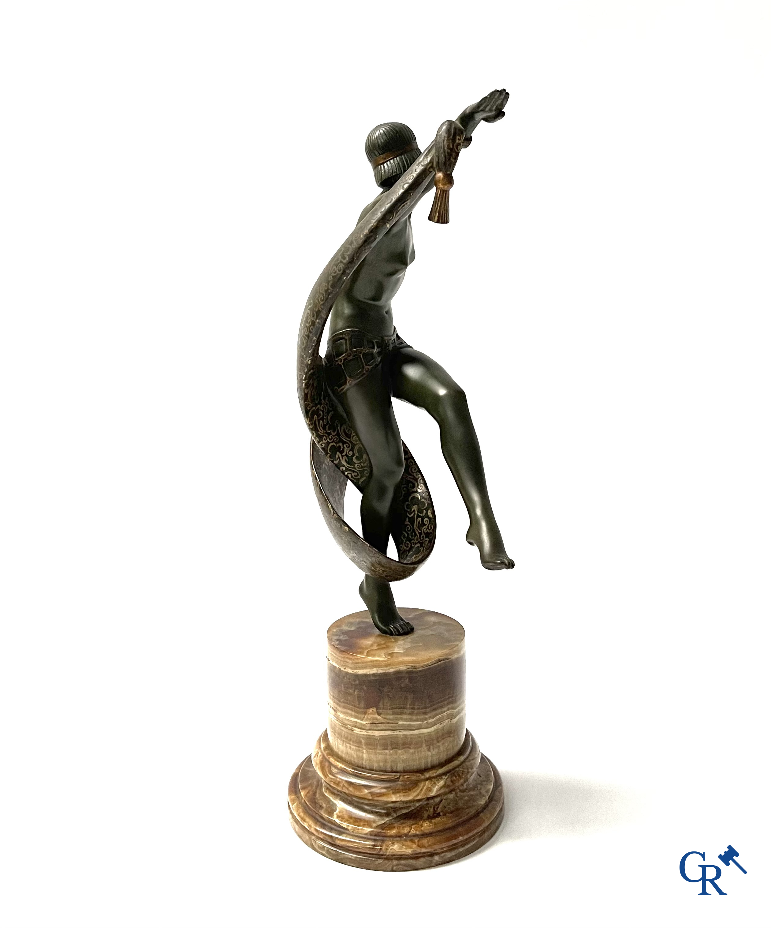 Fanny Rozet (1881-1921), Art Deco sculpture in patinated and damascened bronze. Signed.