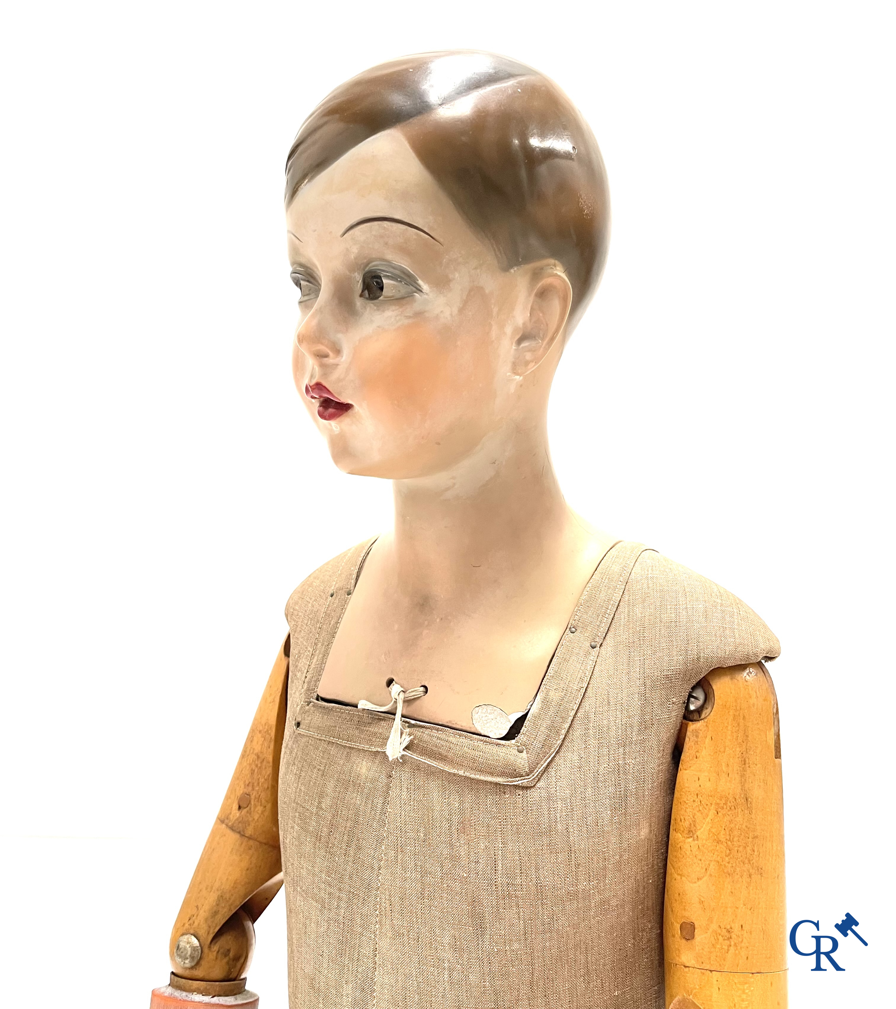 Siegel Paris, Art Deco mannequin of a girl with plaster head. 1920's-1930's. Marked Siégel Paris.