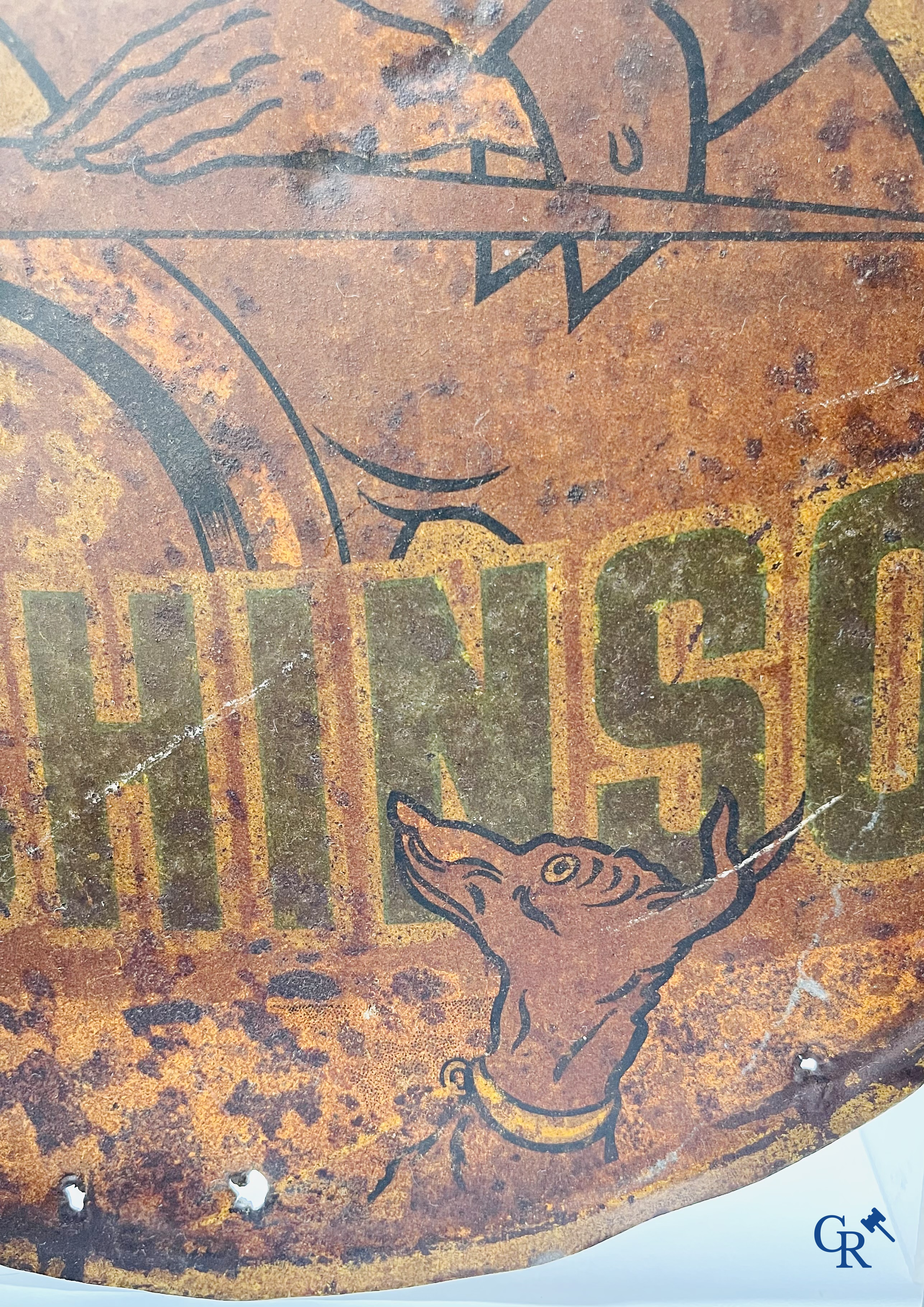 Lot olieblikken en publiciteit voor fietsen en motorfietsen. Norta, Hutchinson, Esso, Renold, etc.<br />
