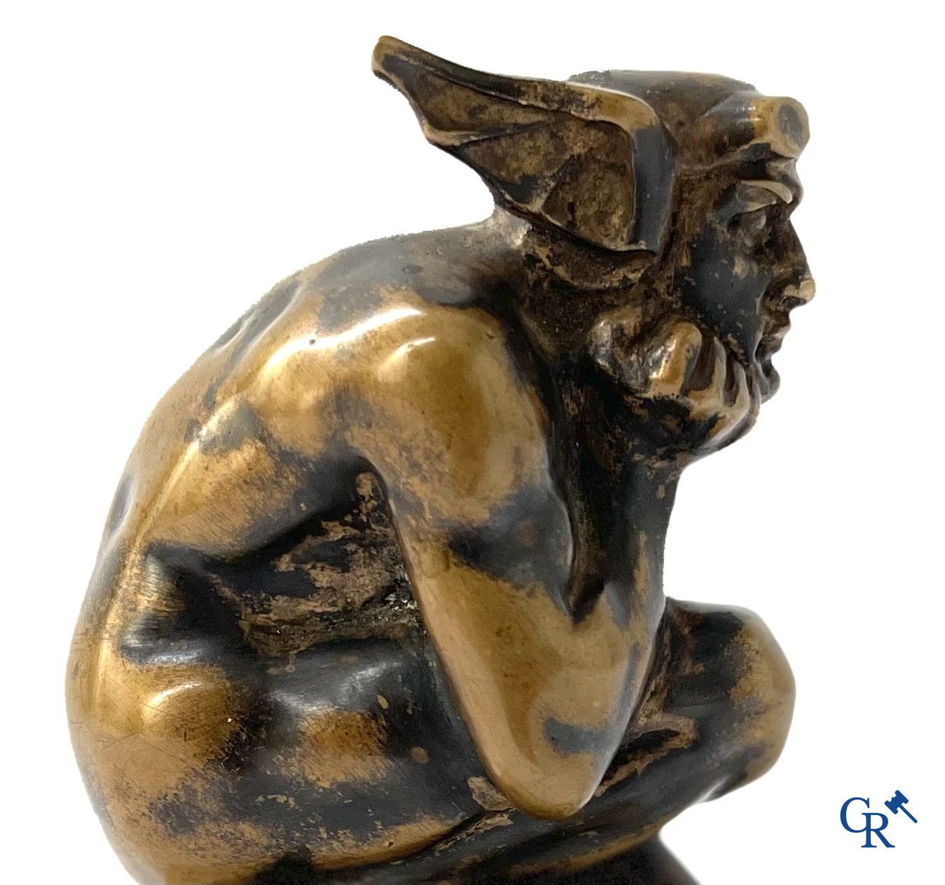 Automobilia, une originale mascotte en bronze finement ciselée d'après un modèle de Gustave Poitvin. vers 1930.