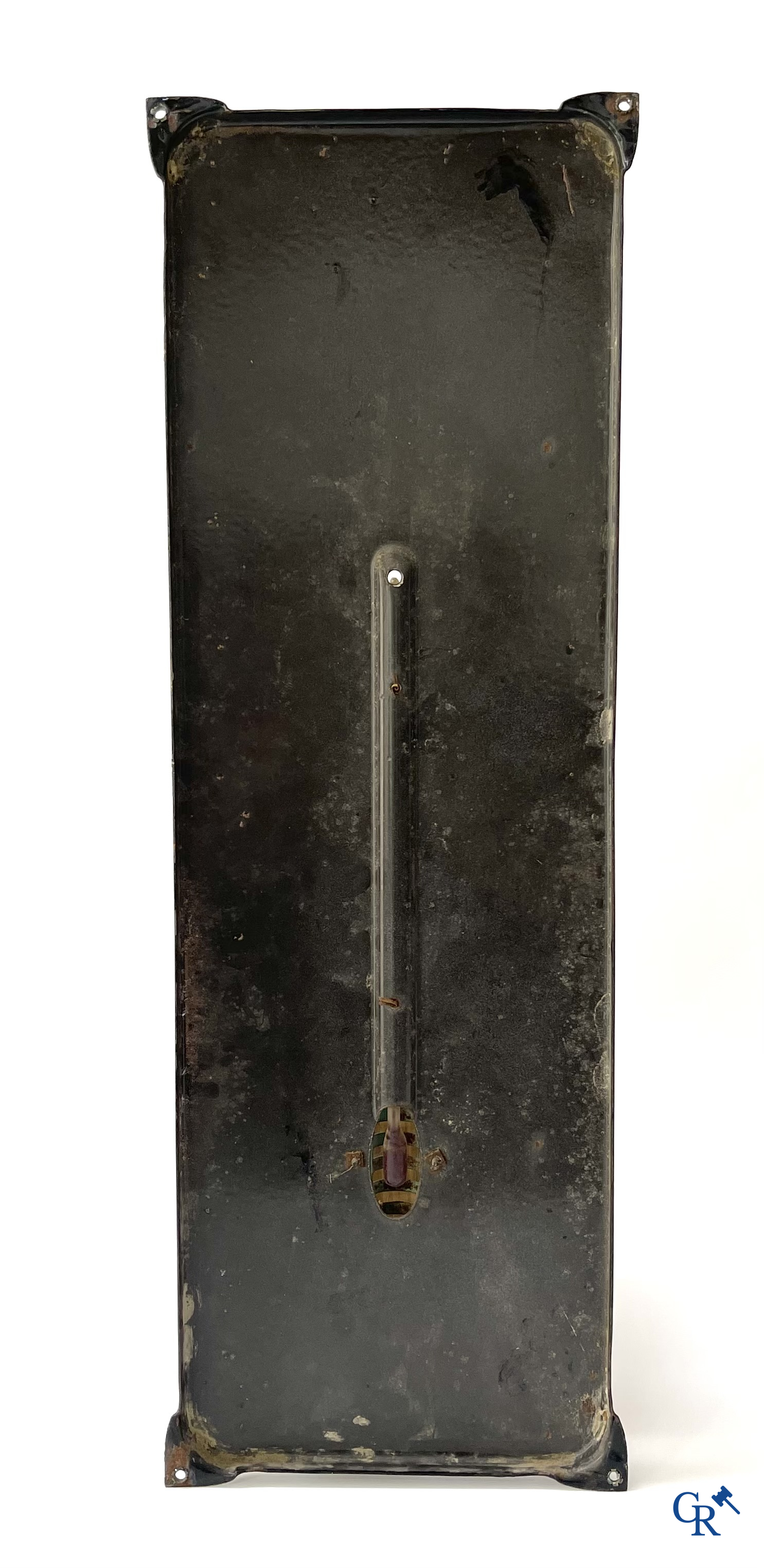 Spa, een emaille reclamebord met ingewerkte thermometer voor Spa water, ontwerp van Jean D'Ylen. Artemail 1961.