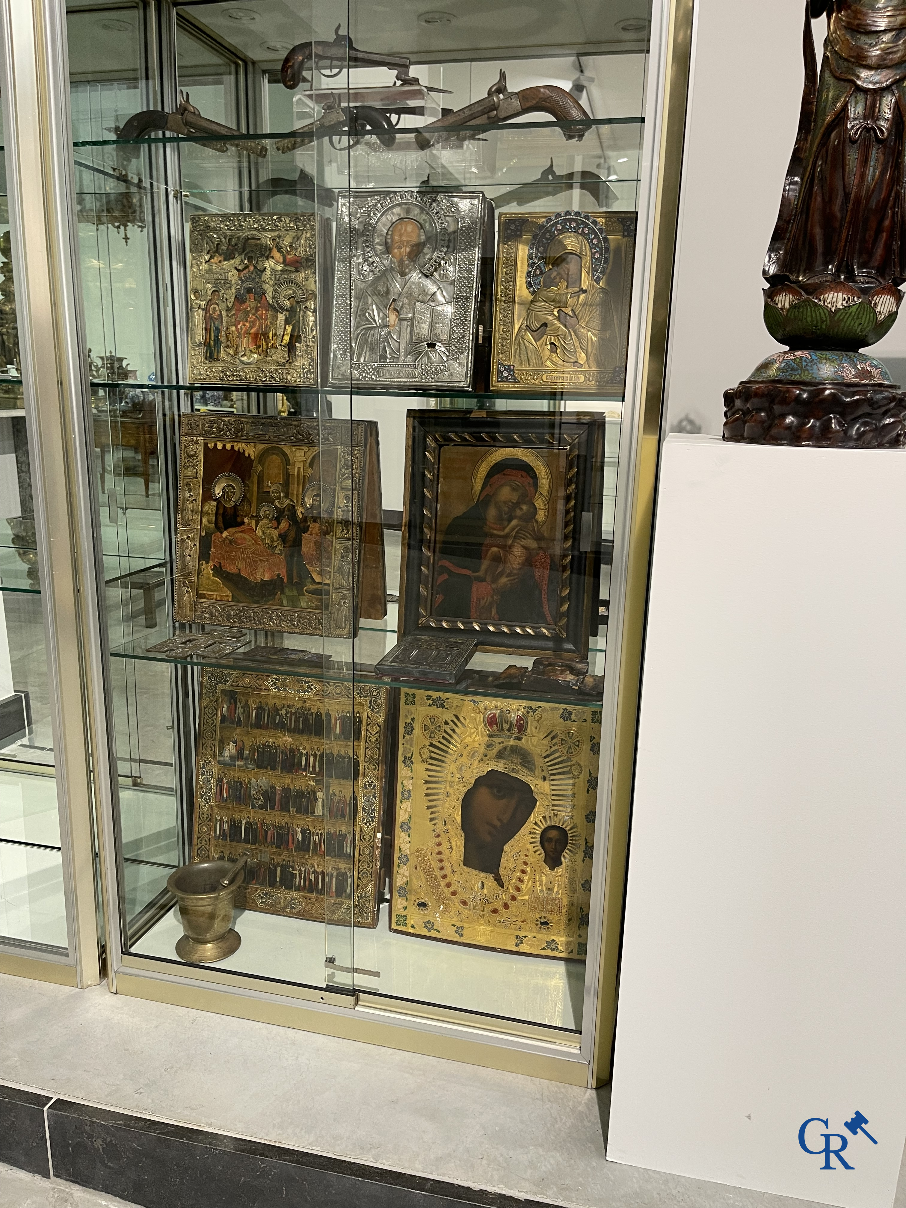 Icon, Important Russian Orthodox icon with image of Mother of God of Kazan.