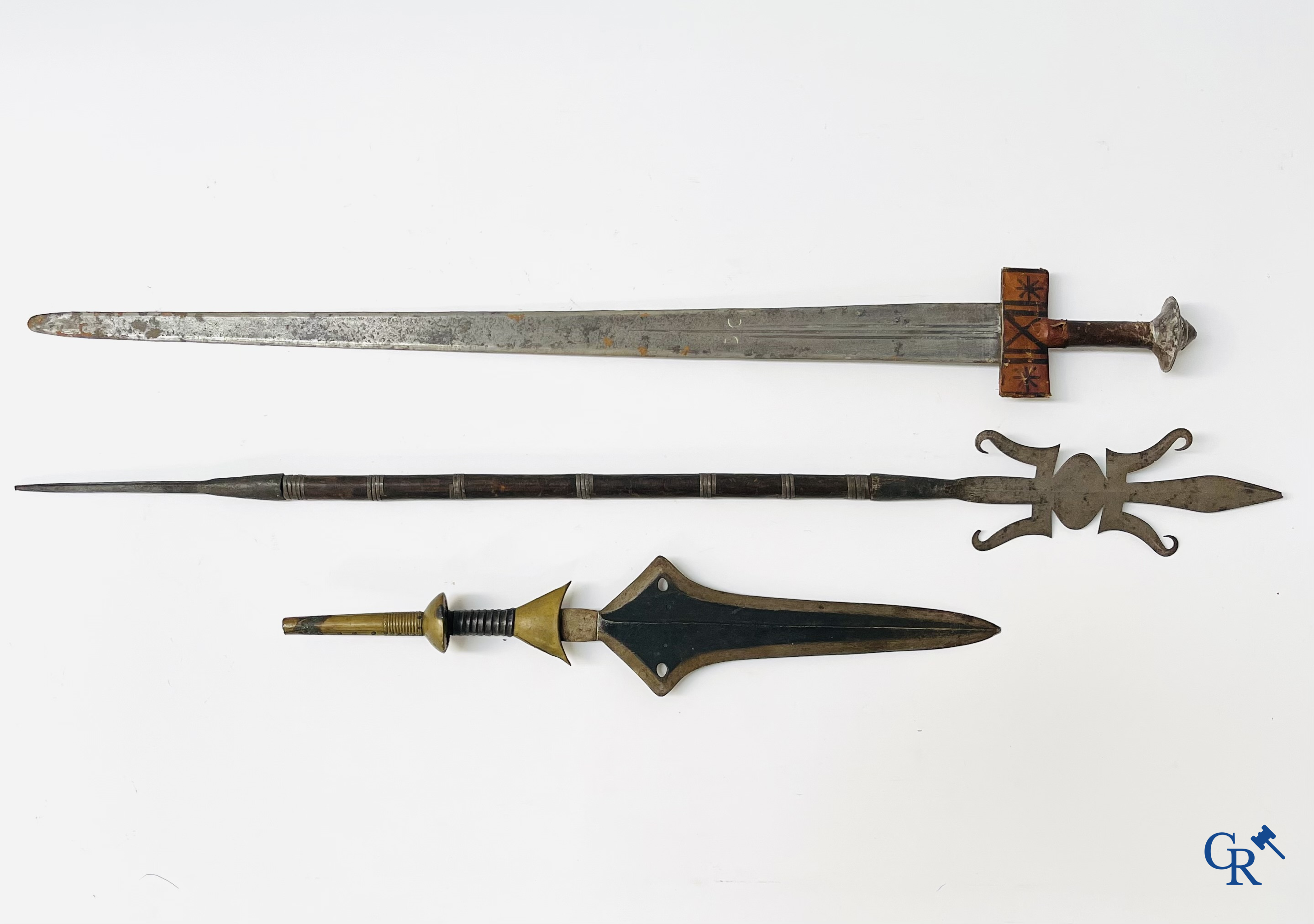 Tribal Art, 3 African weapons.