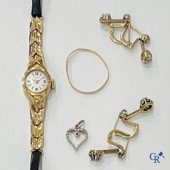 Bijoux, montre-bracelet pour dames, boucles d'oreilles avec petits diamants et petits bijoux en or 750°/00.