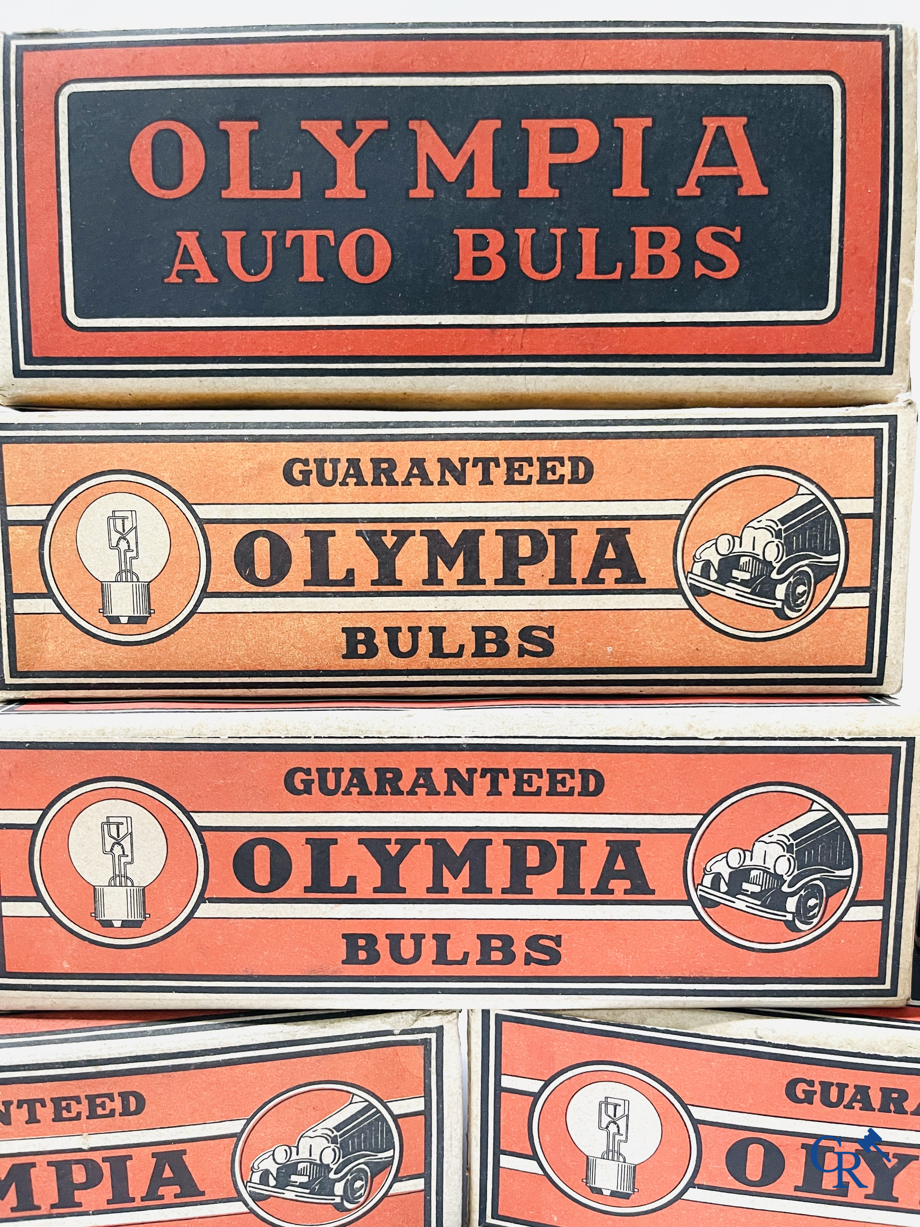 Automobilia, Olympia Auto Bulbs, a lot with 40 car lamps in original packaging from the 1930's.